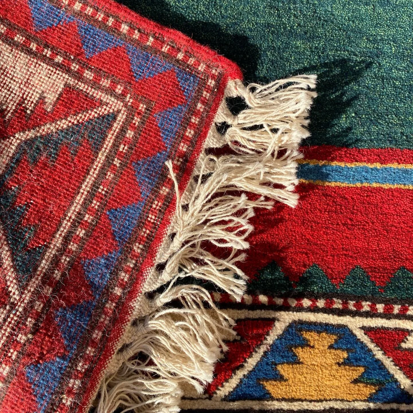New tour date! Join us on 26 April on a tour to Kosalar. We will be hosted by the weavers we work with, the heart of the project. The day trip from Tbilisi includes a weaving demonstration, visit to the mosque, traditional Azerbaijani lunch and an ex