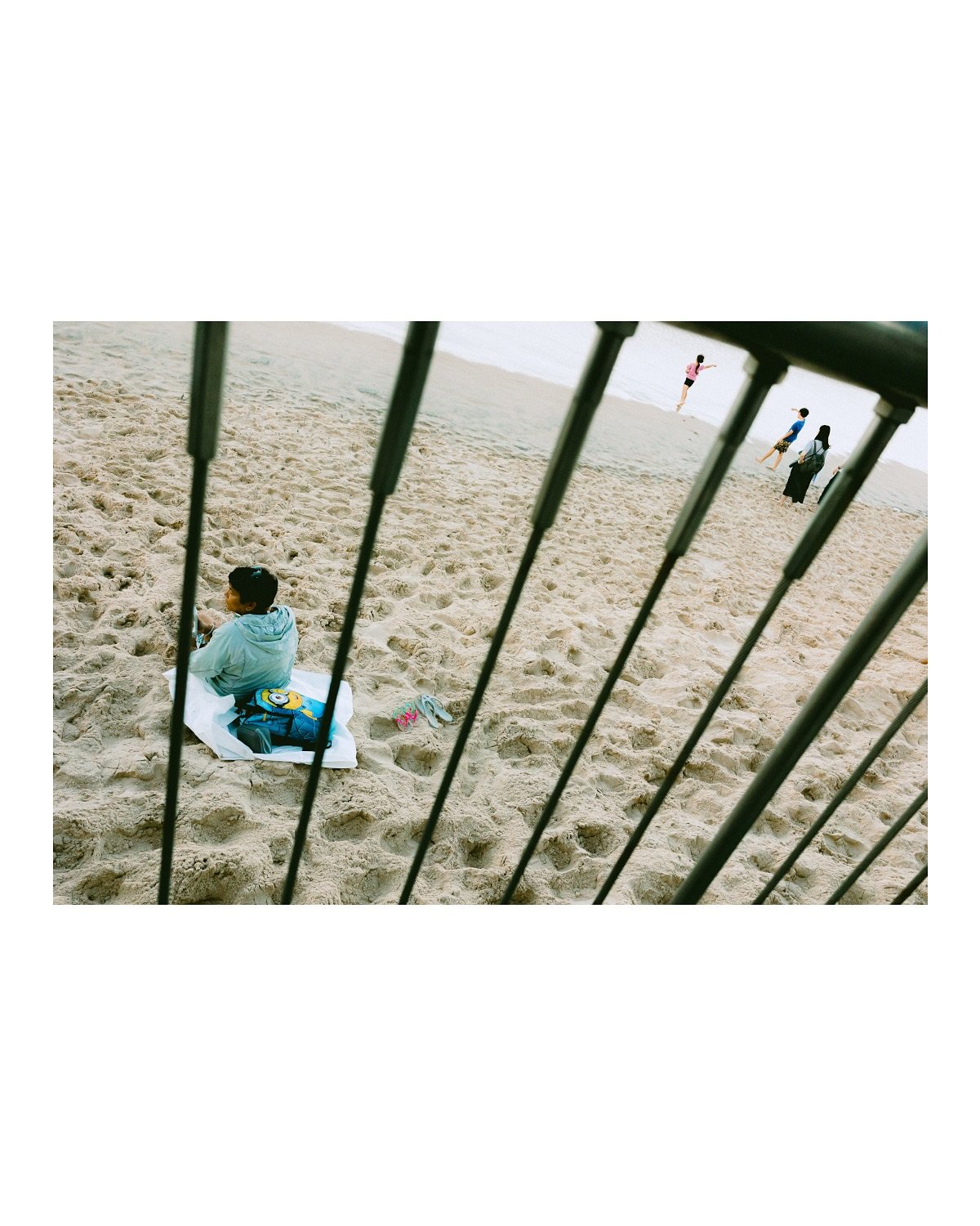 Gold Coast Scenes No.81

📷 Canon R6
.
.
.
.
.
#streetphotography  #streetphotographers  #canonr6 #canonphotography #goldcoastphotographer #street_in_motion #streetphotographers #street_photo_daily #canonaustralia #opticalwander #curtispadley #purest