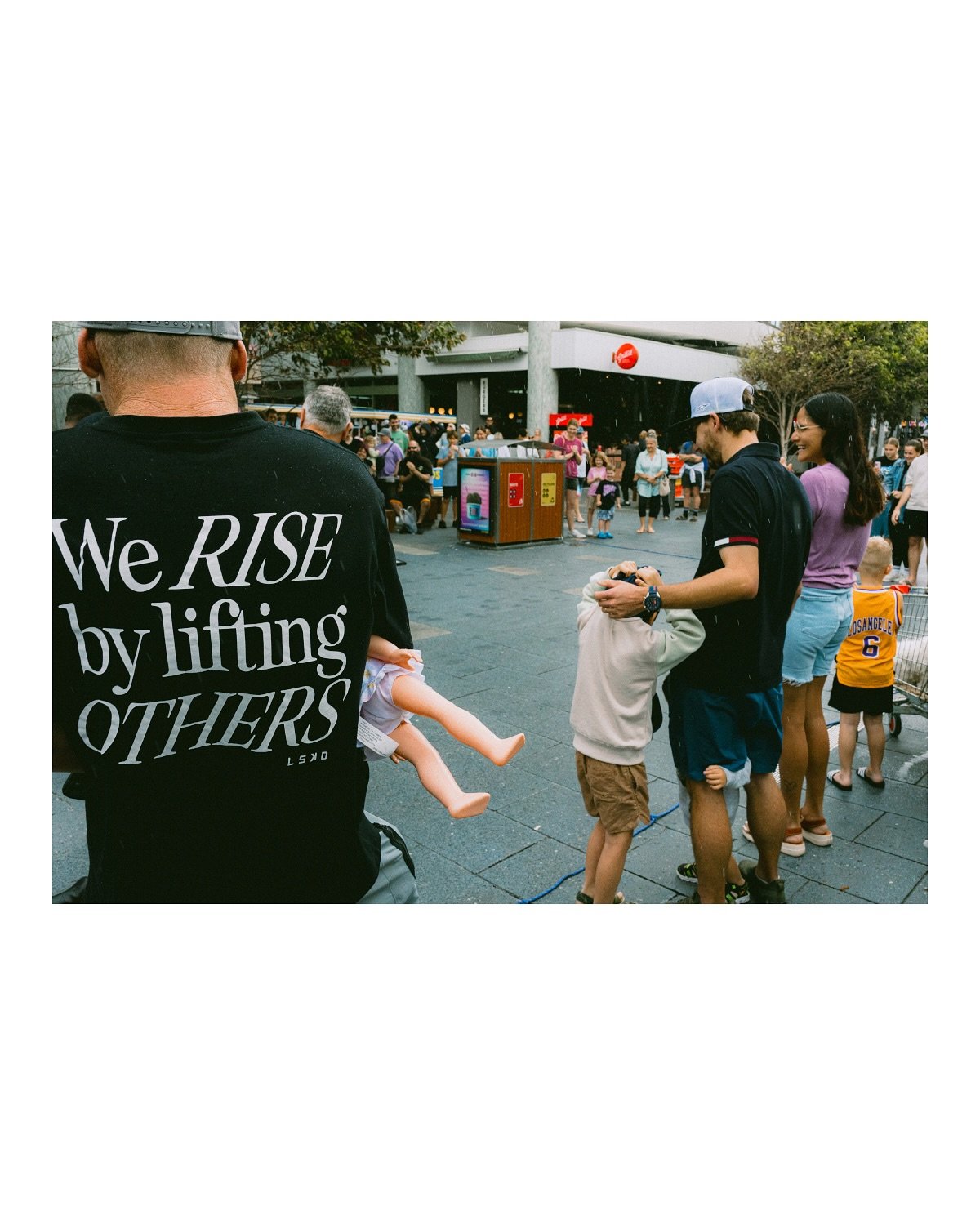 Gold Coast Scenes No.80

📷 Canon R6
.
.
.
.
.
#streetphotography  #streetphotographers  #canonr6 #canonphotography #goldcoastphotographer #street_in_motion #streetphotographers #street_photo_daily #canonaustralia #opticalwander #curtispadley #purest