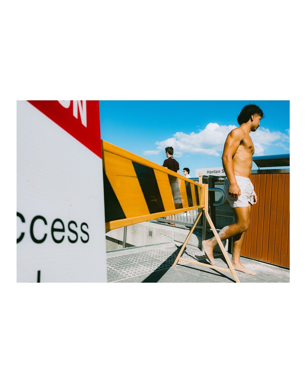 Gold Coast Scenes No.74

📷 Canon R6
.
.
.
.
.
#streetphotography  #streetphotographers  #canonr6 #canonphotography #goldcoastphotographer #street_in_motion #streetphotographers #street_photo_daily #canonaustralia #opticalwander #curtispadley #purest