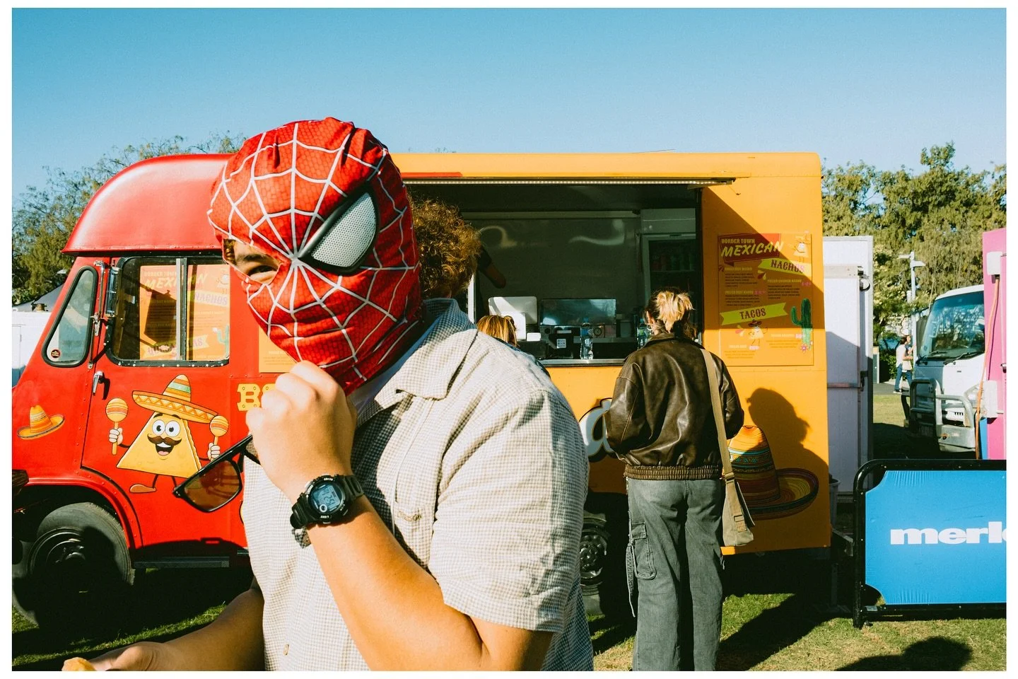 Gold Coast Show ‘25 | Part 1 of 2
📷 Fujifilm X100V + WCL-X100ii
@fujifilmx_au
.
.
.
.
.
#streetphotography #streetphotographers #fujifilmx100v #fujifilm #goldcoastphotographer #street_in_motion #streetphotographers #street_photo_daily #fu