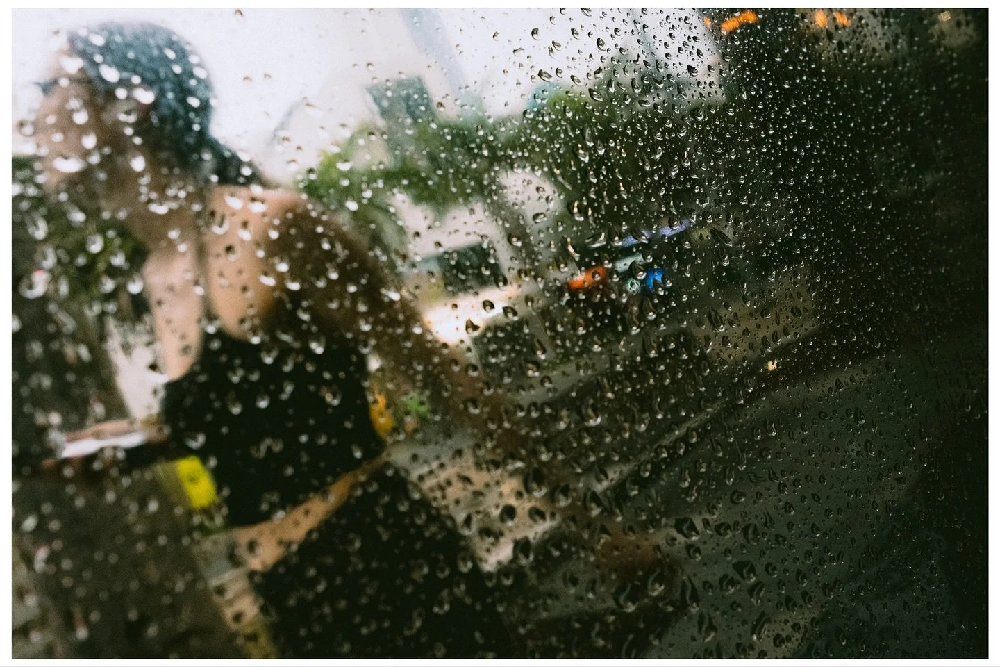 Gold Coast Scenes No.120

📷 @fujifilmx_au X100V + WCL-X100ii 
.
.
.
.
.
#streetphotography  #streetphotographers  #fujifilmx100v #fujifilm #goldcoast #queensland