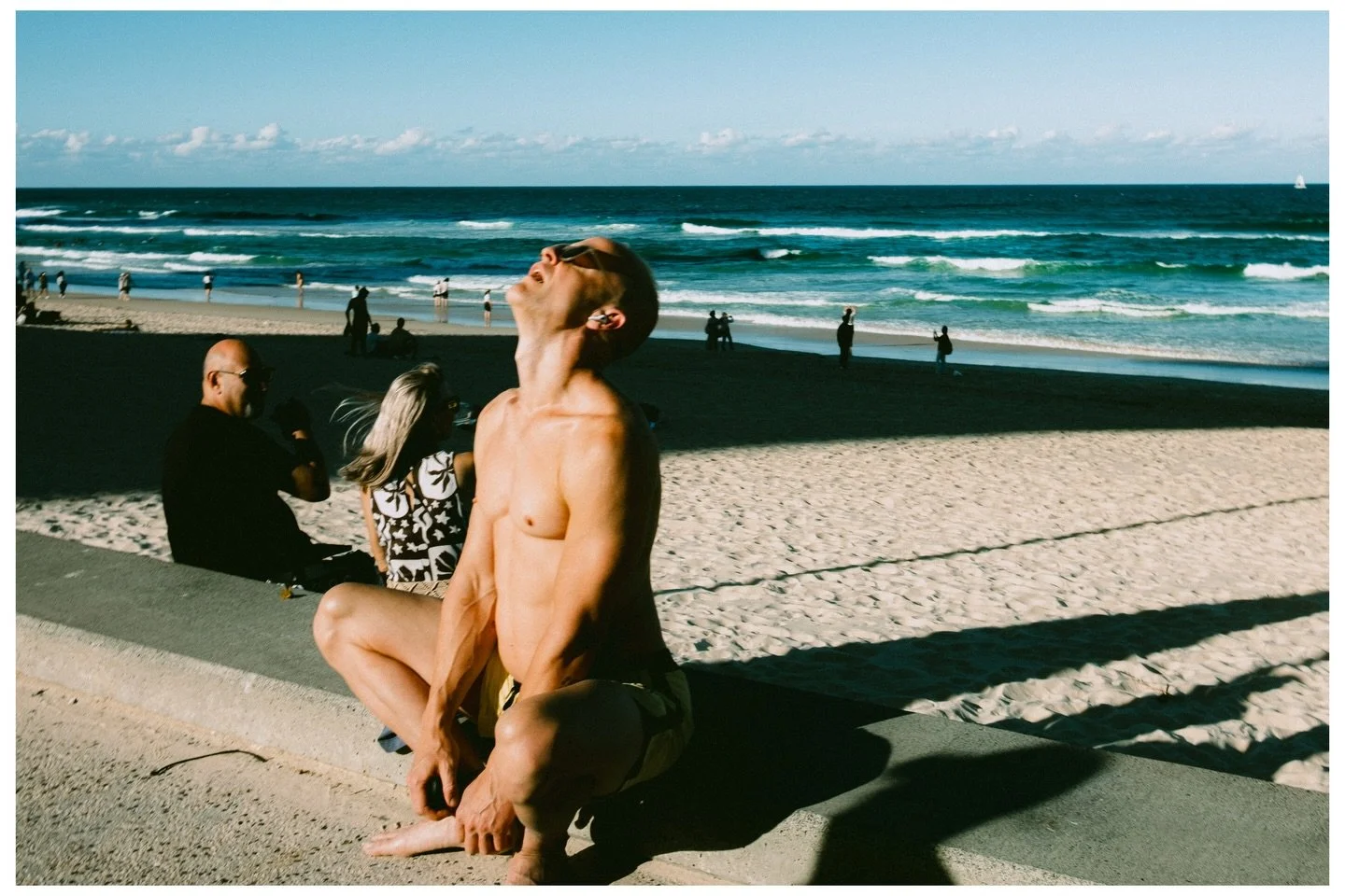 Gold Coast Scenes No.149

📷 @fujifilmx_au X100V + WCL-X100ii 

#streetphotography #greenblooded #fujifilm #x100v