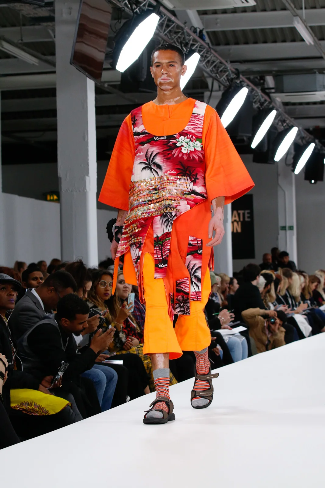 SMARTFOCUS CATWALK DE MONTFORT UNIVERSITY — Graduate Fashion Foundation