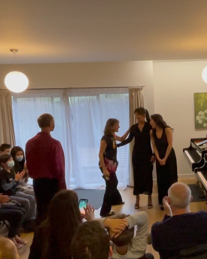 It&rsquo;s a wrap! That was mega fun! It was lovely to play with Helene &amp; Rolf. Until next time!
.
#frontrowclassical
.
.
.
.
.
#DuoEnharmonics #pianoduet #pianoduo #classicalmusic #classicalmusicians #chambermusic #liveconcert #wellington #newze