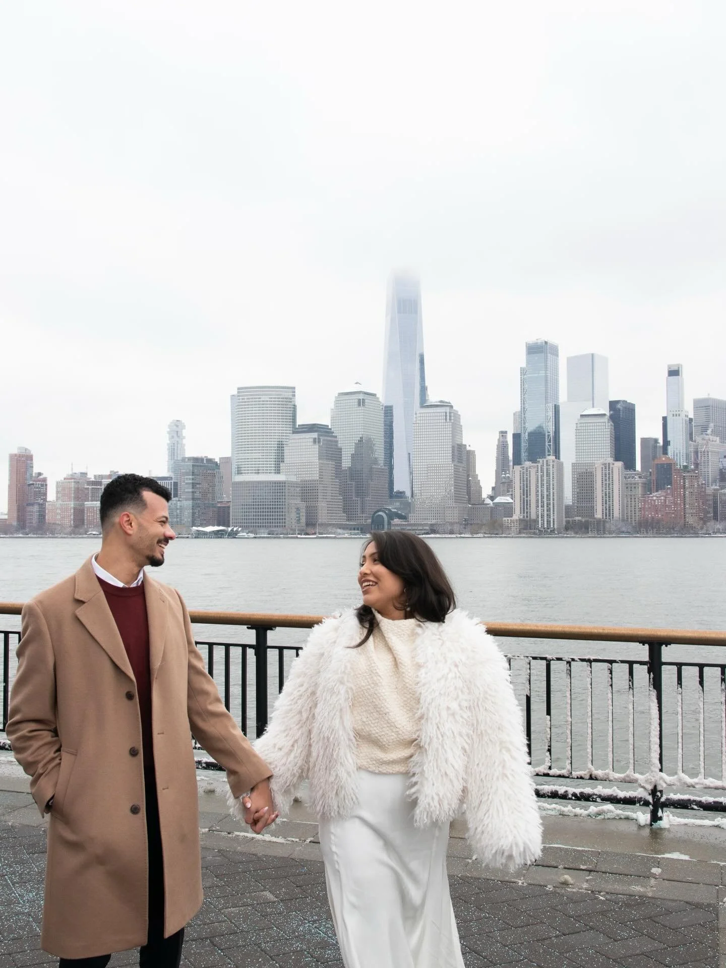 Perfect JC proposal for @grace.l.castillo and @_shehab_marz ❄️✨💍 congratulations!!