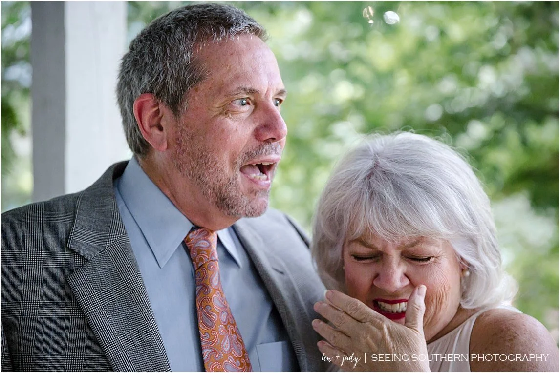 Len and Judy Garrison recreating their first photo together as a married couple