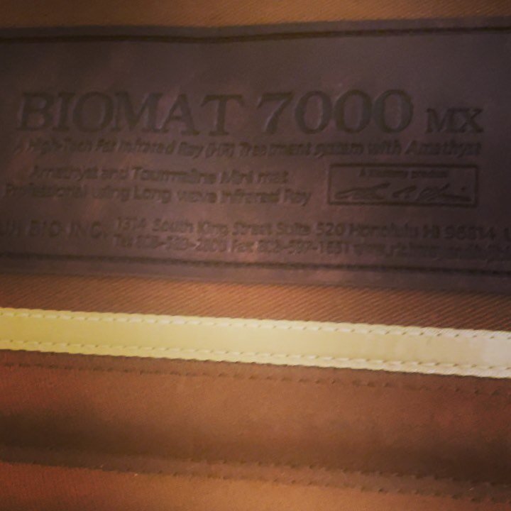 💜💎💜💎💜💎💜💎💜💎Happy Good Friday! 
💎
Biomat sessions available&hellip; FREE 10 minute introductory sessions! 
💜
What is the Biomat? 
💎
The BioMat converts super charged electricity into far and mid infrared rays ~ nature&rsquo;s invisible lig