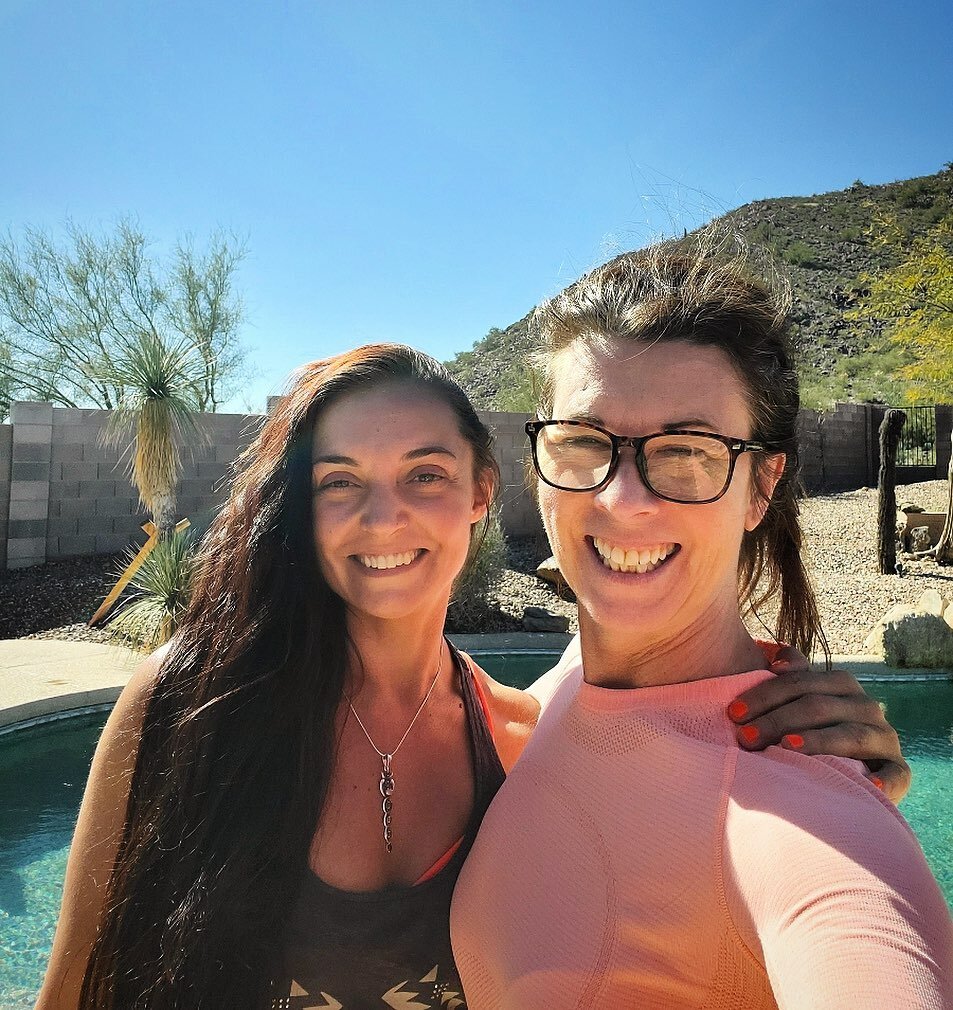 So so much gratitude for this woman right here !!! @dalailanadoula &amp; 5 stars for her beautiful retreat center in Peoria Arizona @blisstopiaretreats !!!

⭐️⭐️⭐️⭐️⭐️

From Yoga &amp; Hiking Retreats to family reunions and gatherings to Indian weddi