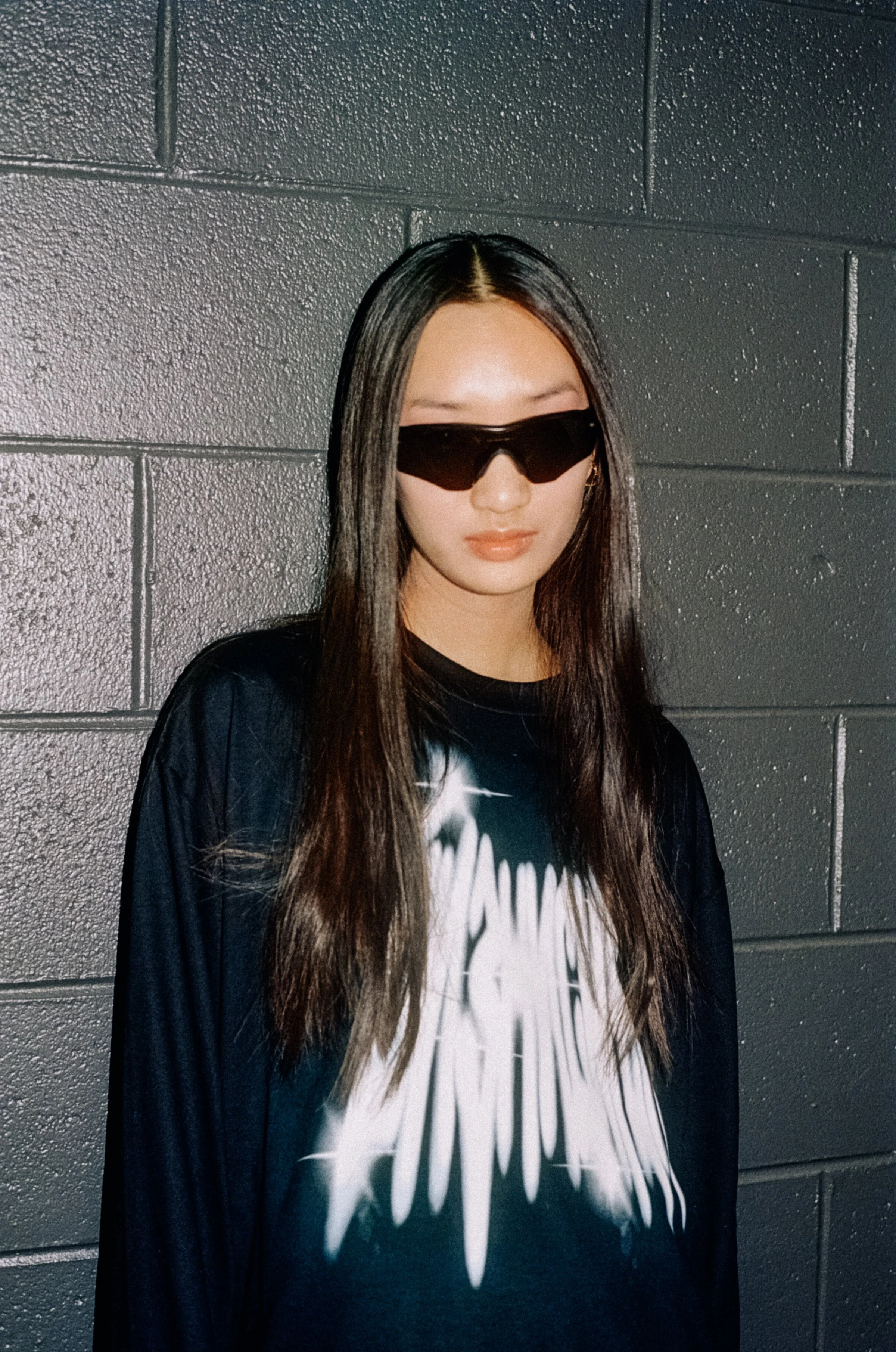000153020023_23A.jpg