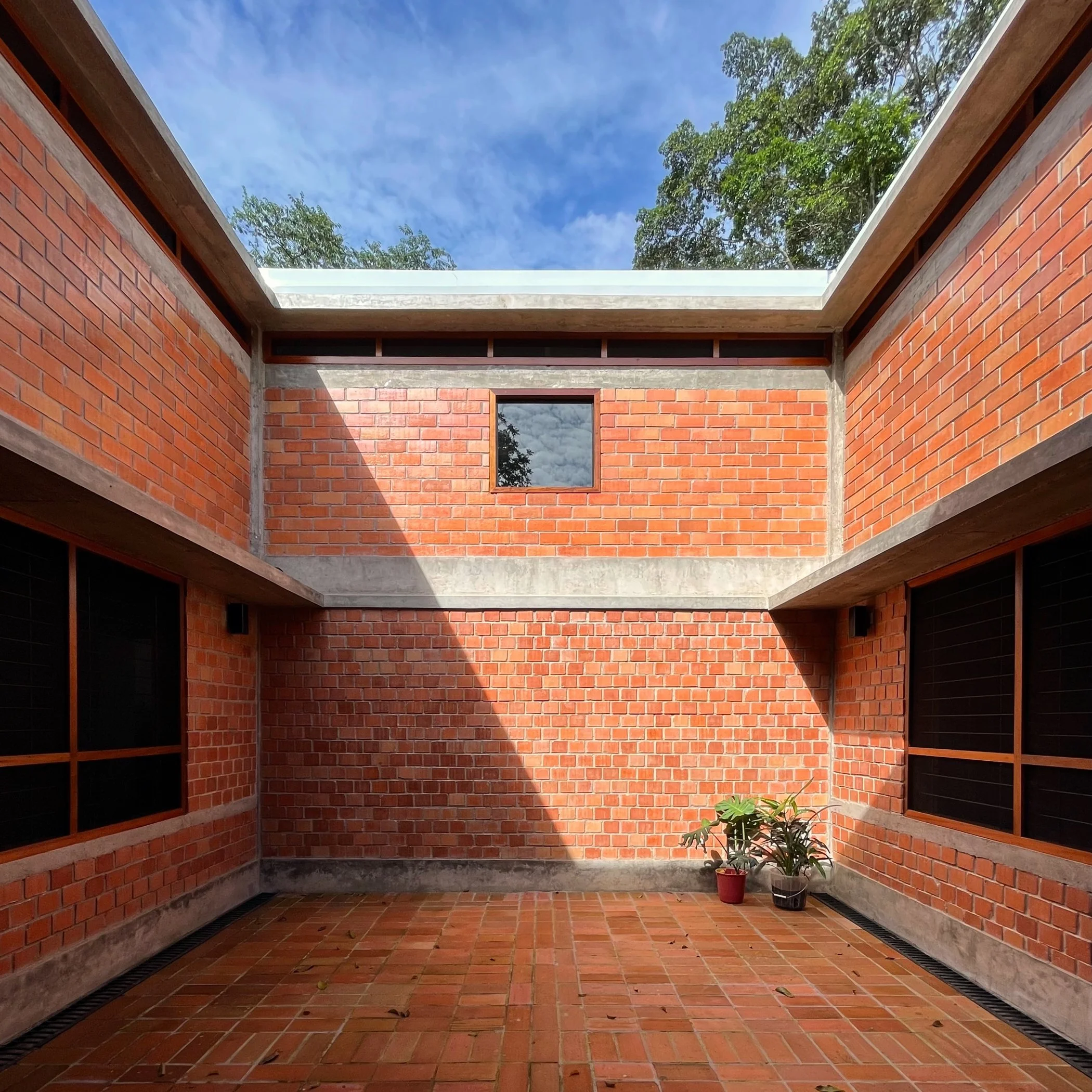 villa e 7.jpg