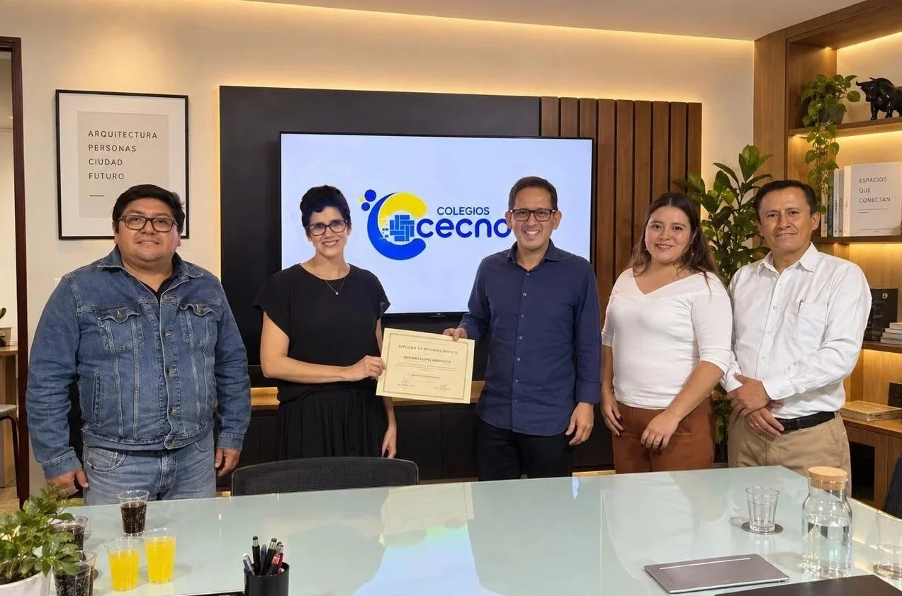 Nuestra propuesta para el colegio CCECNA en Huancayo es premiada en concurso nacional.