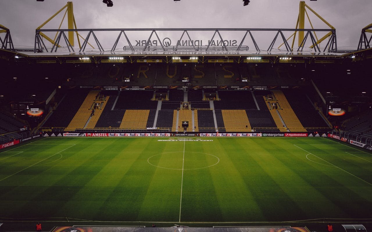 How Athletes Are Leveraging Technology to Win the Waiting Game