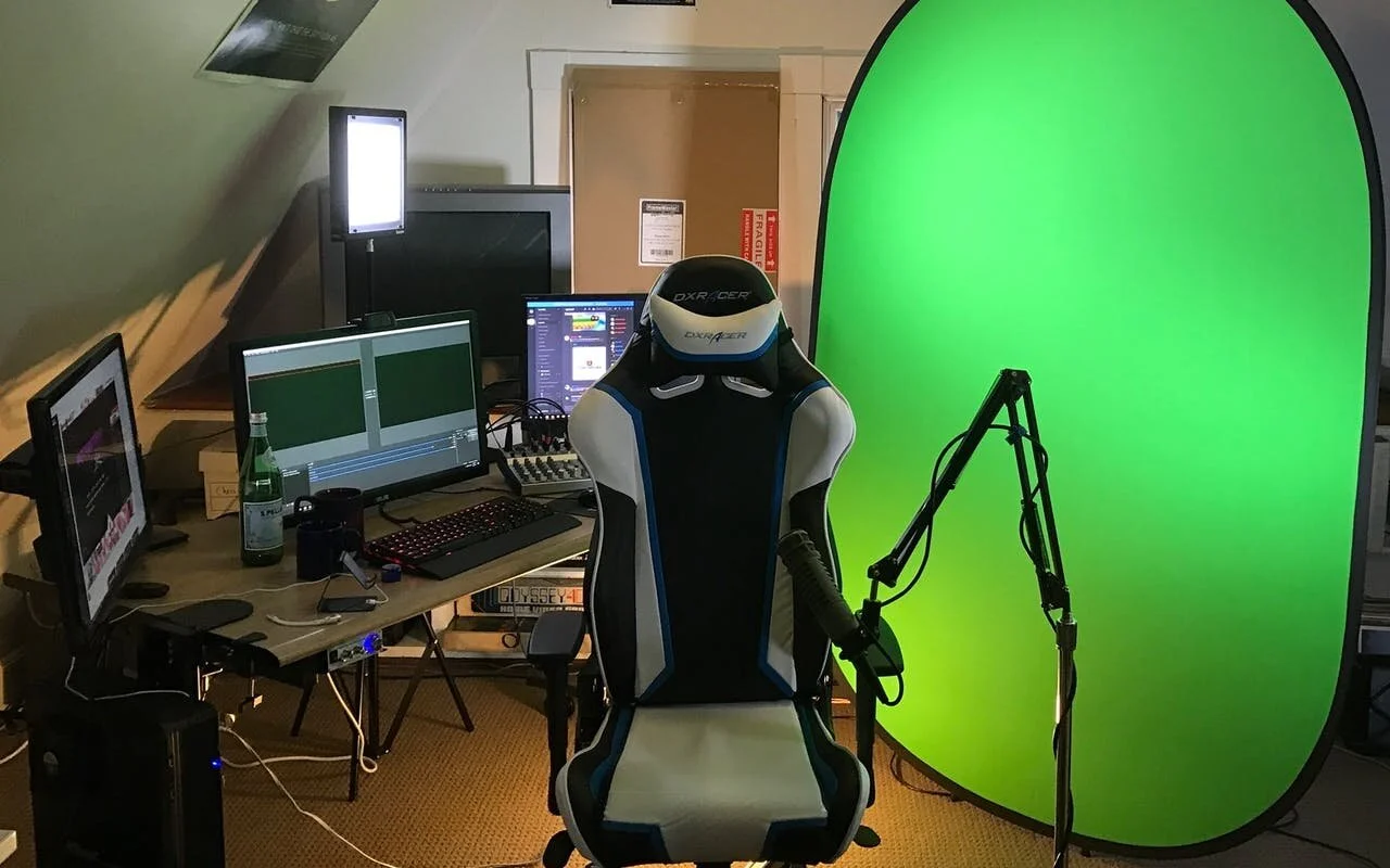 Consumer As Producer: The Live Streamer’s Software Stack