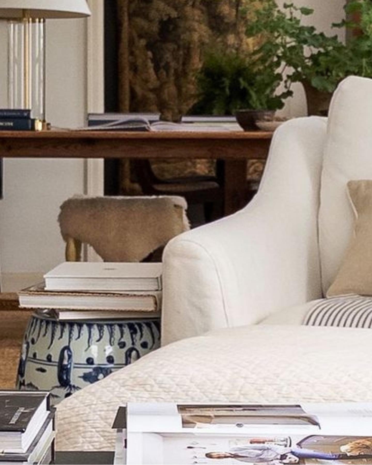 Step into the charming world of Nancy Meyers with our latest decor roundup! Each piece reflects the timeless elegance and comforting aesthetics seen in her beloved films. Elevate your living space with our handpicked selections and make every corner 