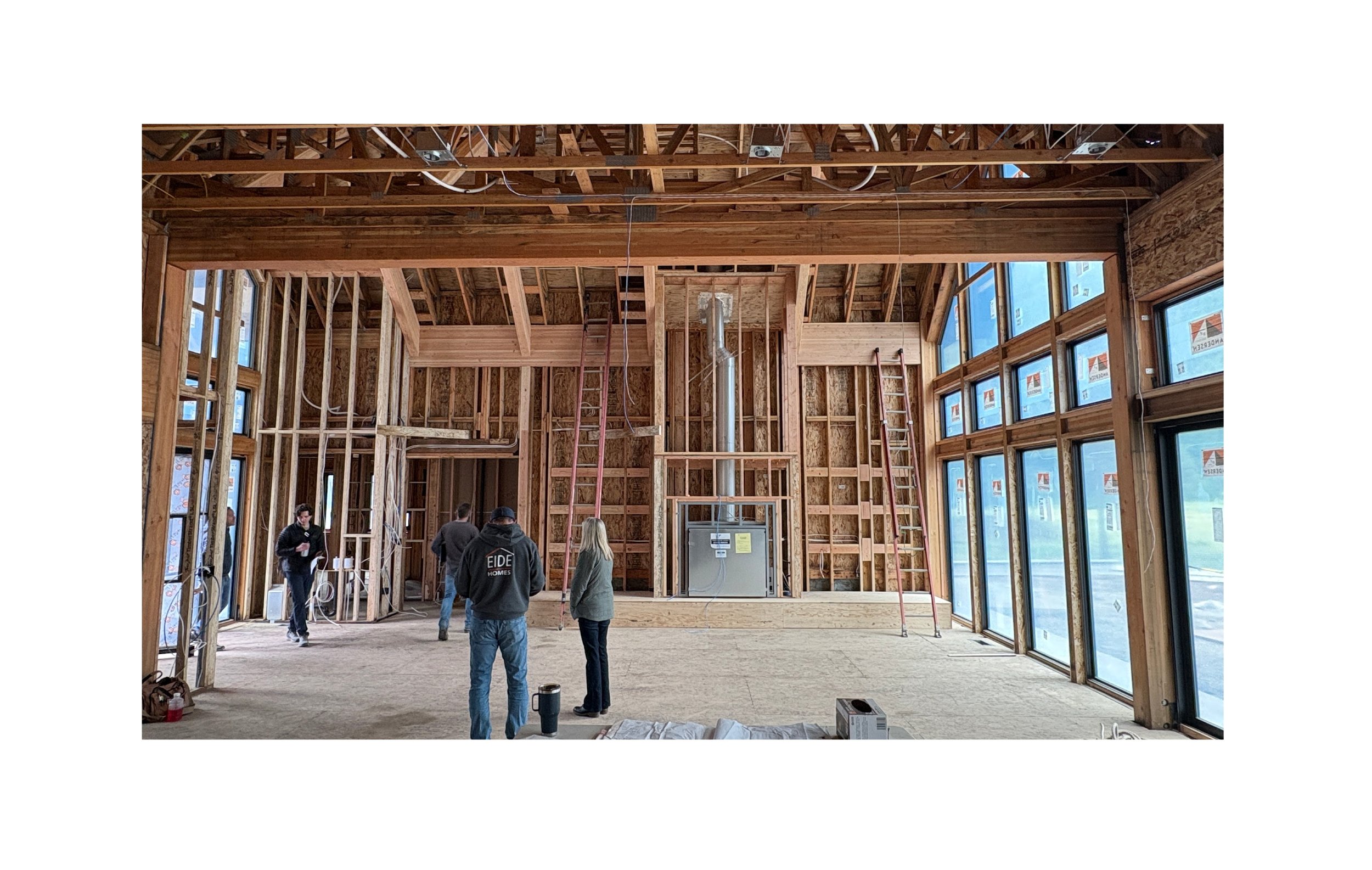 Living room construction progress of our Tumble Creek Residence. Framing nearing completion, next up insulation and drywall!

@eidehomes
@terralitehomes