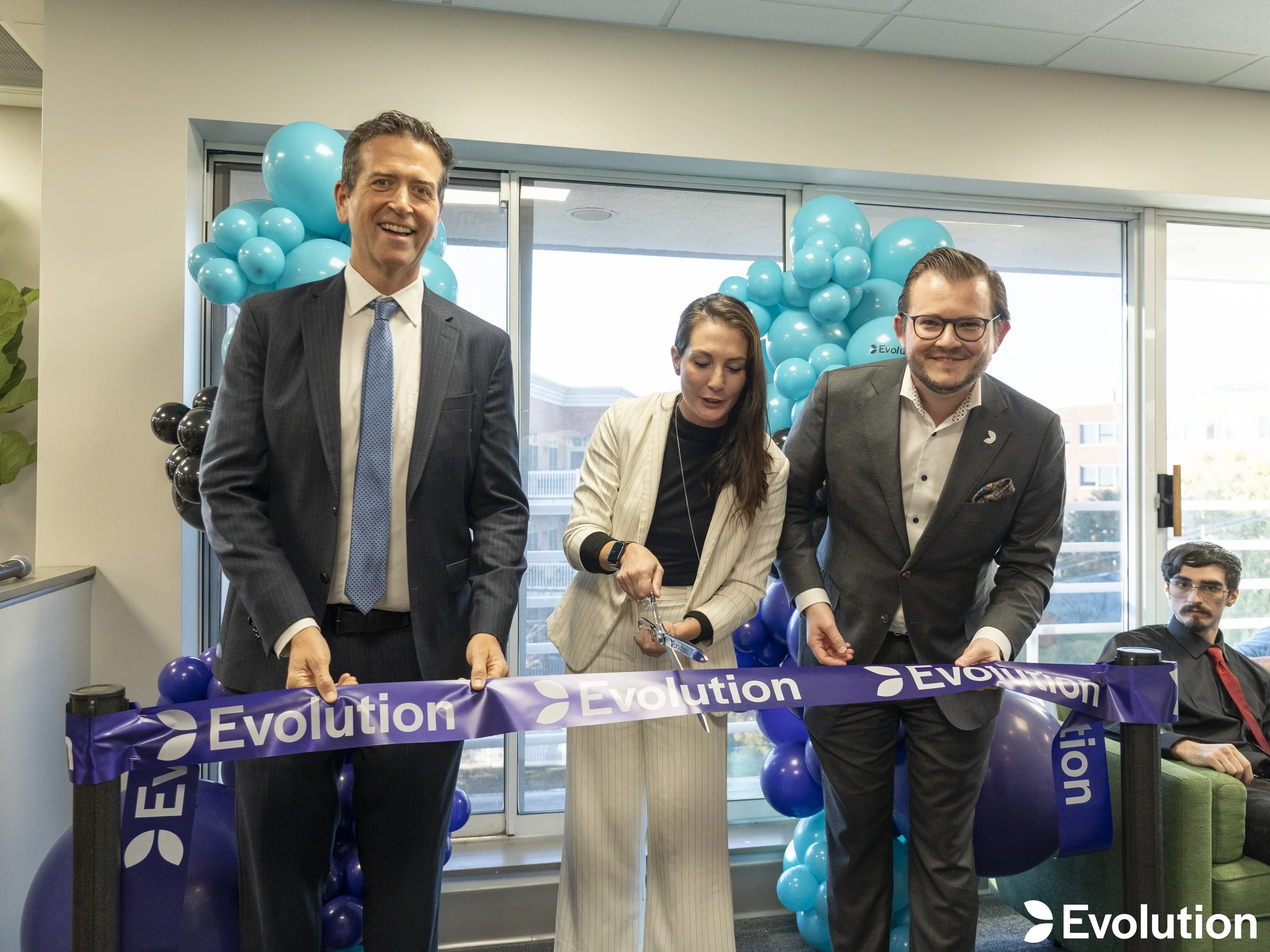EvolutionRibbonCutting-36.jpg