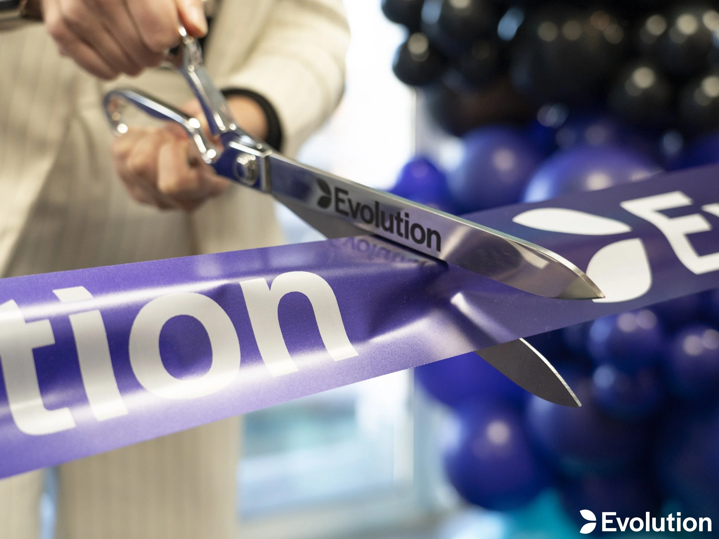 EvolutionRibbonCutting-39.jpg