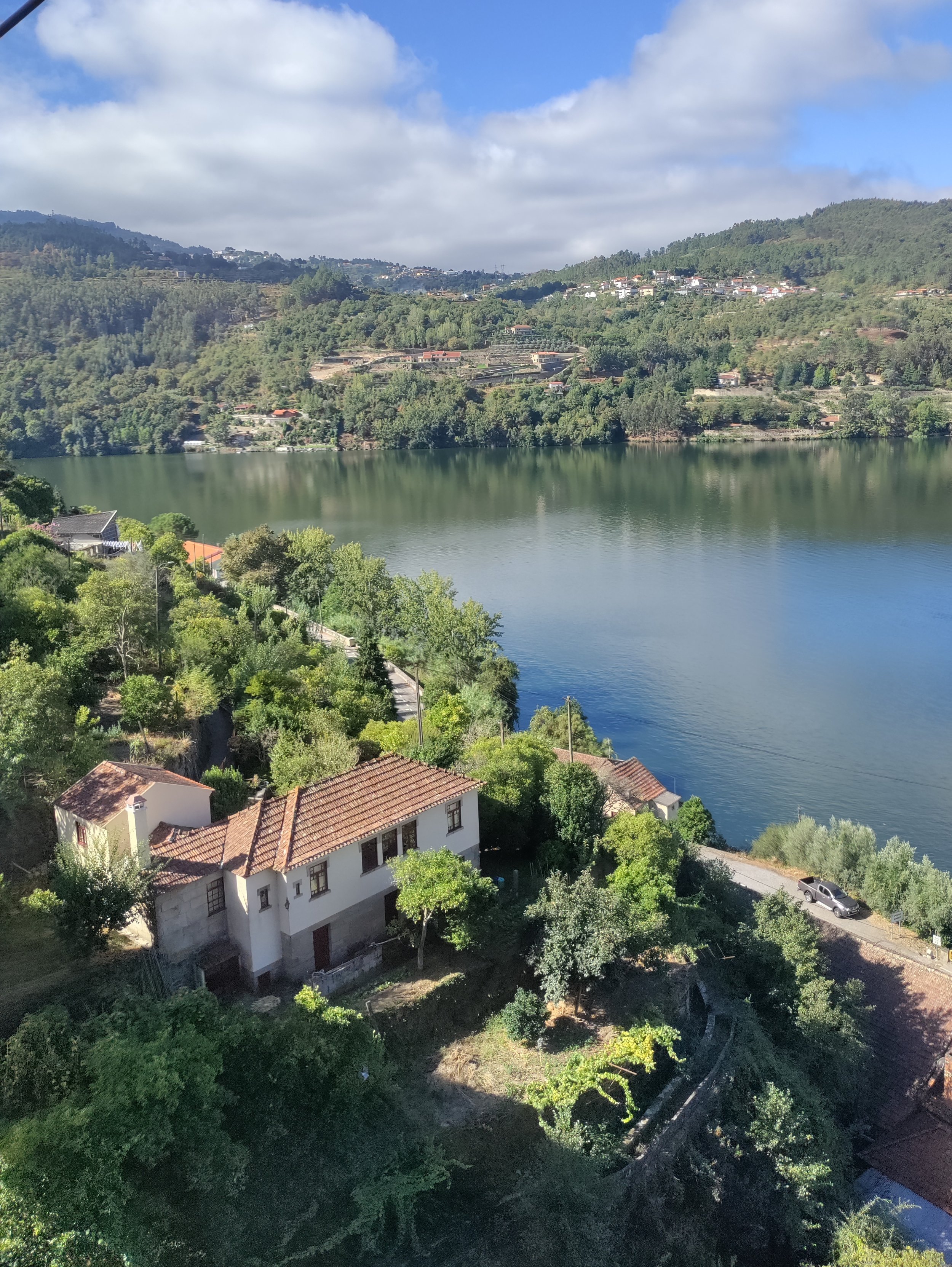 A train trip up the Duoro river