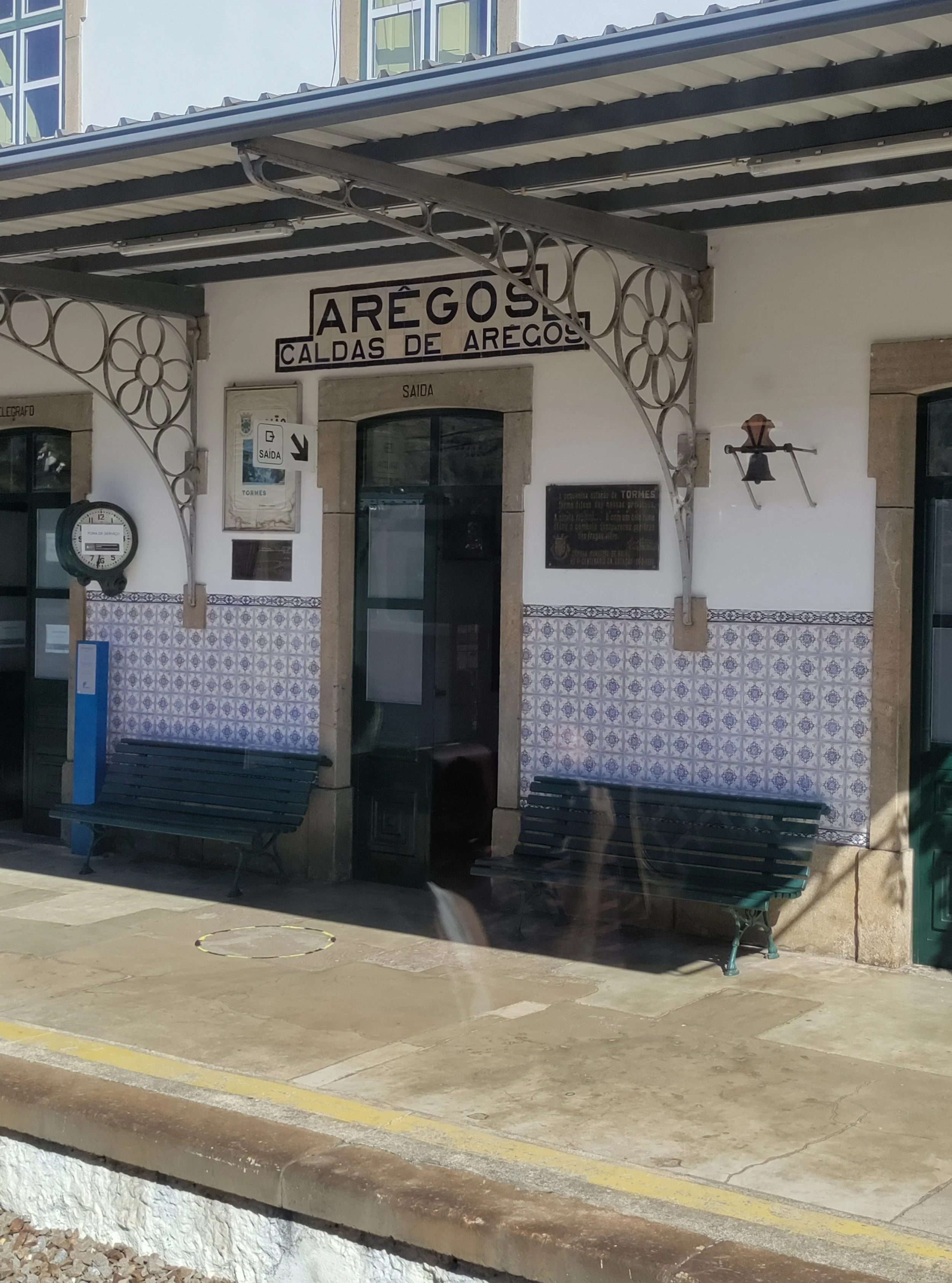 Porto: Tiles at a small train station along the Duoro river