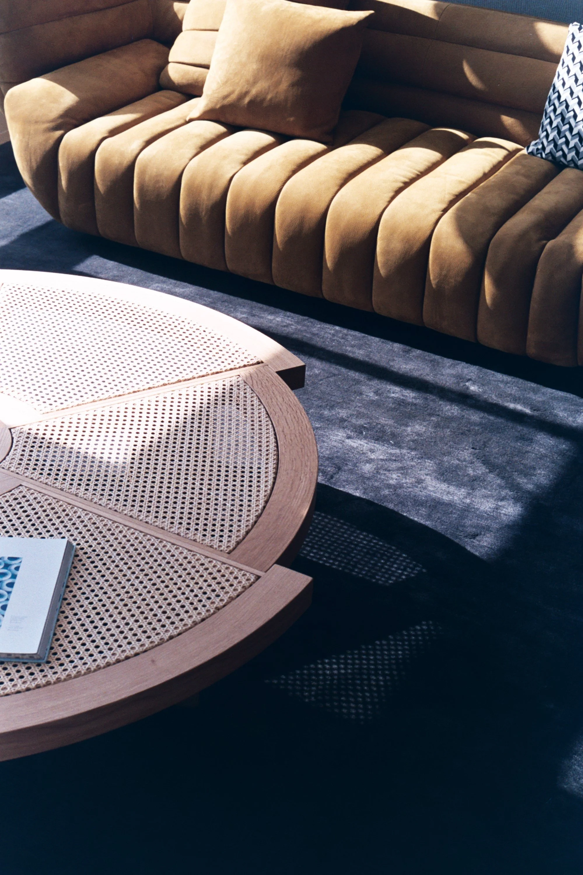 Centre Point Apartment by MoreySmith