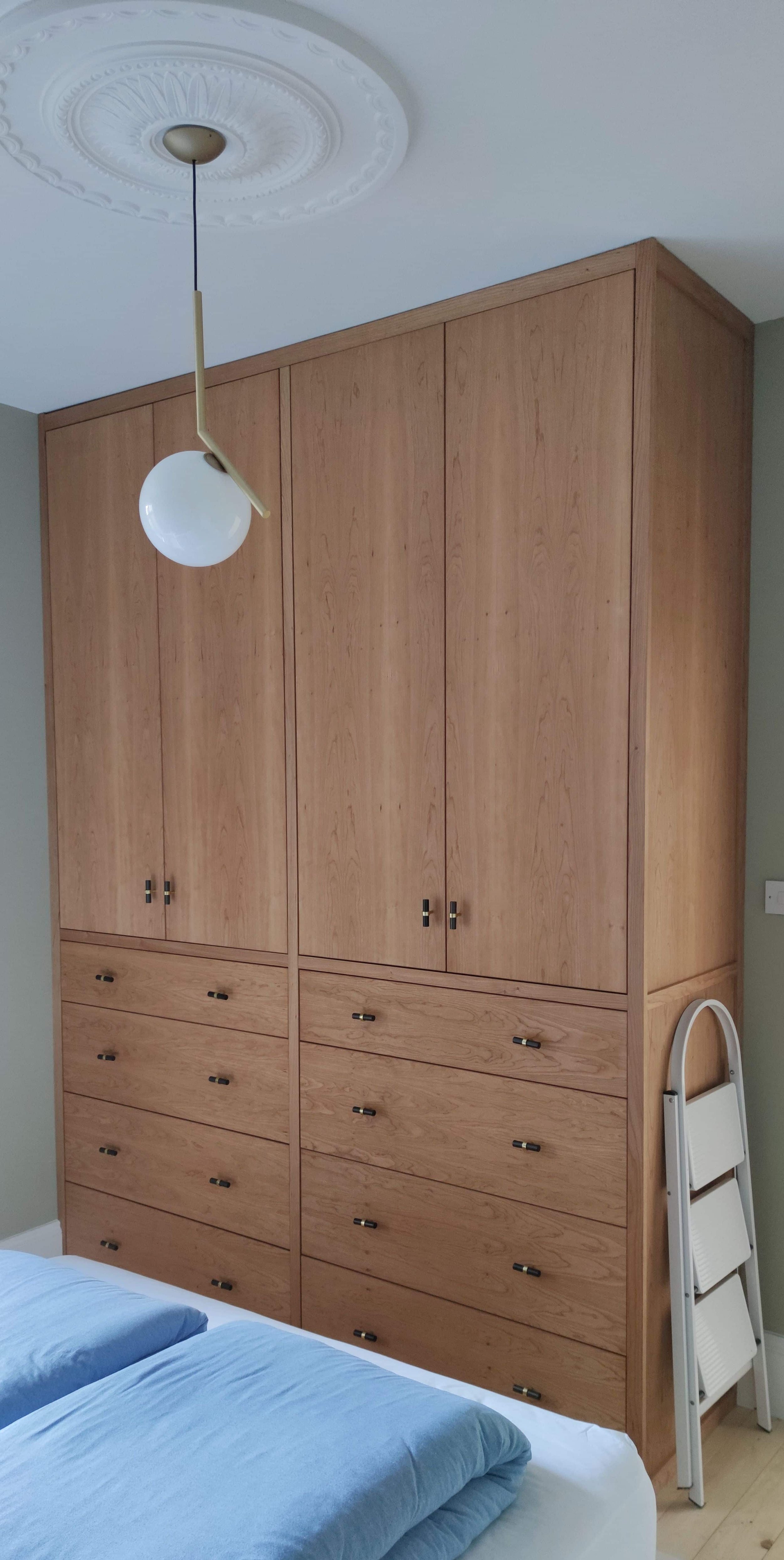 Bespoke bedroom wardrobe Walthamstow