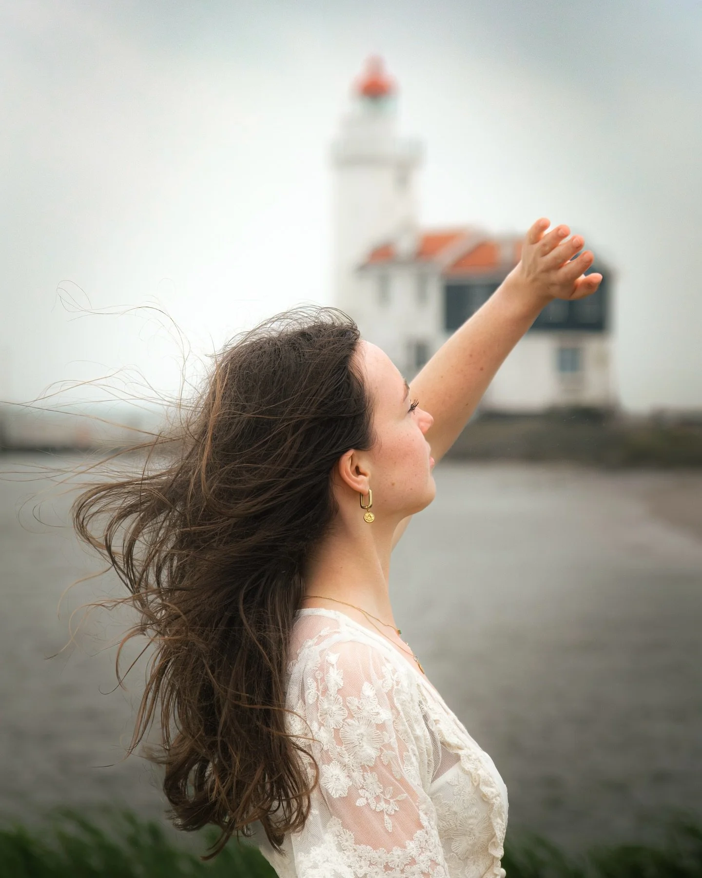 𝟐𝟗/𝟎𝟓/𝟐𝟓
𝐿𝑜𝒸𝒶𝓉𝒾𝑒: Paard van Marken
𝒞𝒶𝓂𝑒𝓇𝒶: Fujifilm X-T3
𝐿𝑒𝓃𝓈: XF 35mm 1.4 
Een tijd gelden alweer heb ik deze foto's gemaakt met @suzemurck 🌊 Het weer sloeg om toen we aankwamen en de locatie was veel moeilijker te bereiken