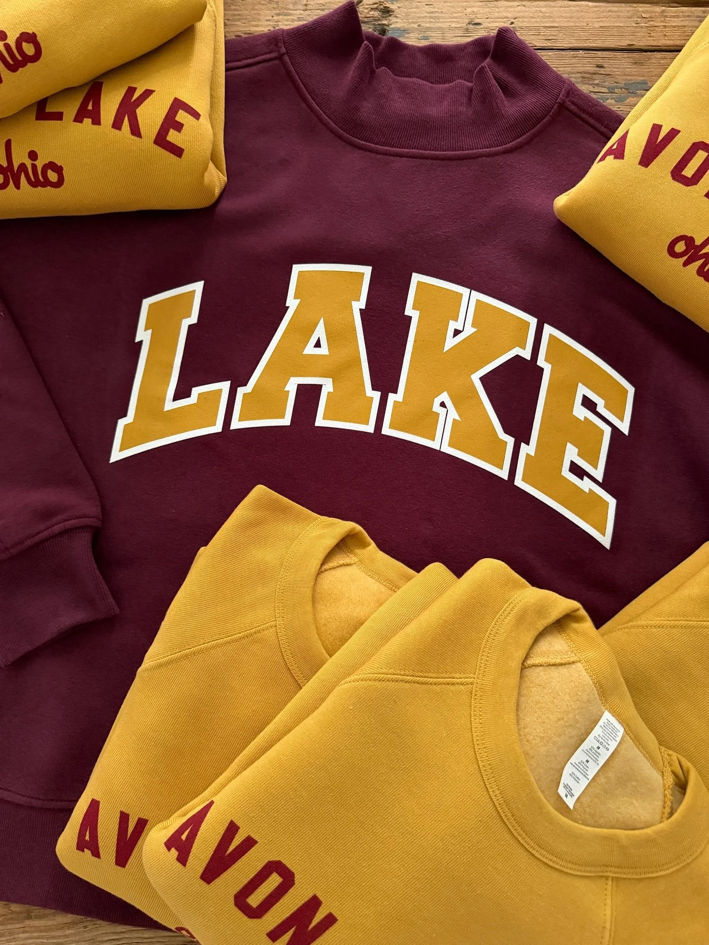 📣🏈FRIDAY NIGHT LIGHTS✨📸 

Are you ready for it???

Just got in this year&rsquo;s print run of our super popular, super cozy mustard Avon Lake crewnecks. I only do one run, so if you&rsquo;ve ever wanted one, now is the time to grab it!

Tomorrow (