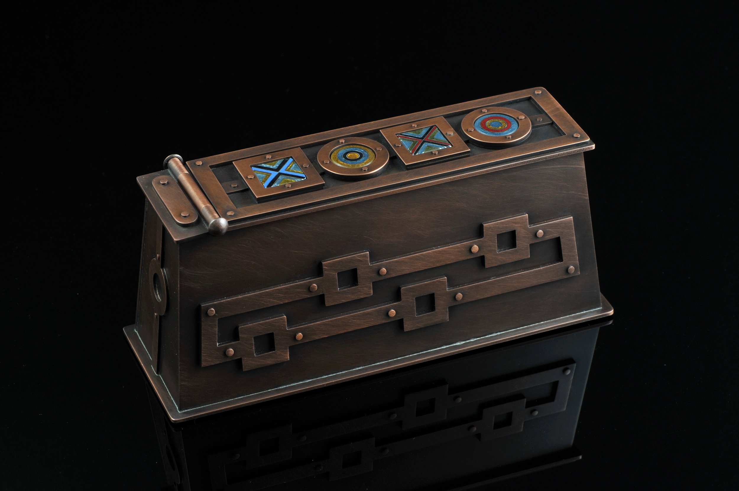 LT box_1n.jpg