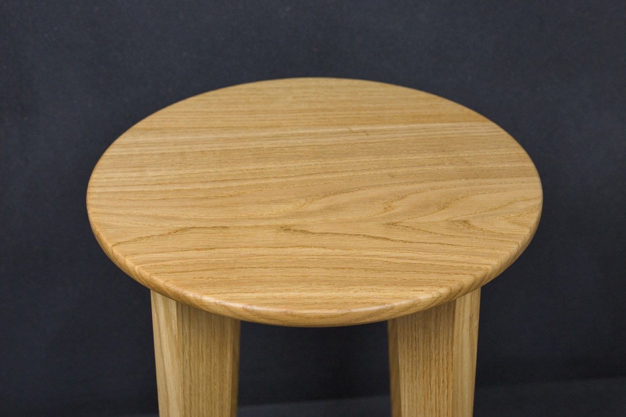 Assise en chêne - tabouret japonais