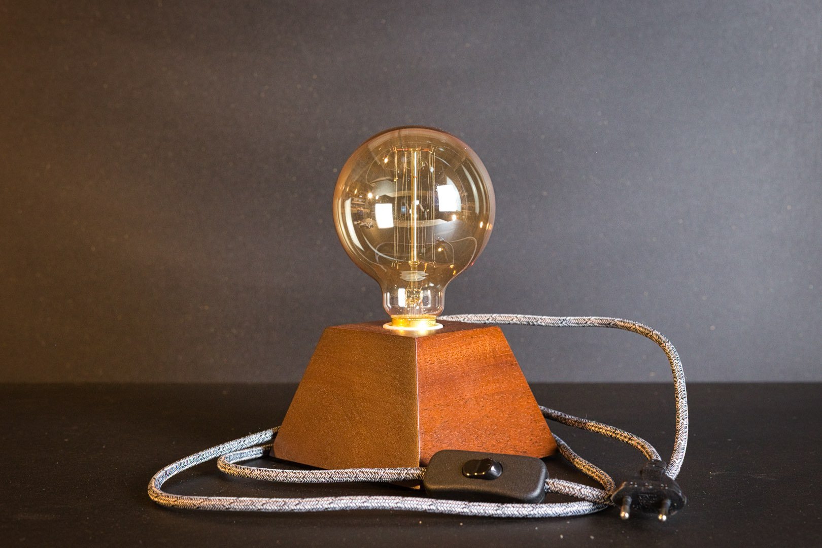 Lampe Mahogany Edison - fil tressé