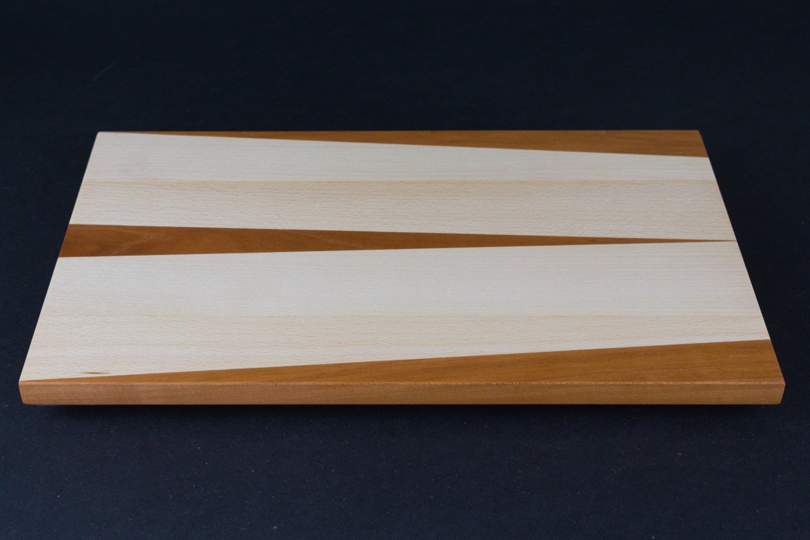 planche-a-decouper-atelier-samo-dijon.jpeg
