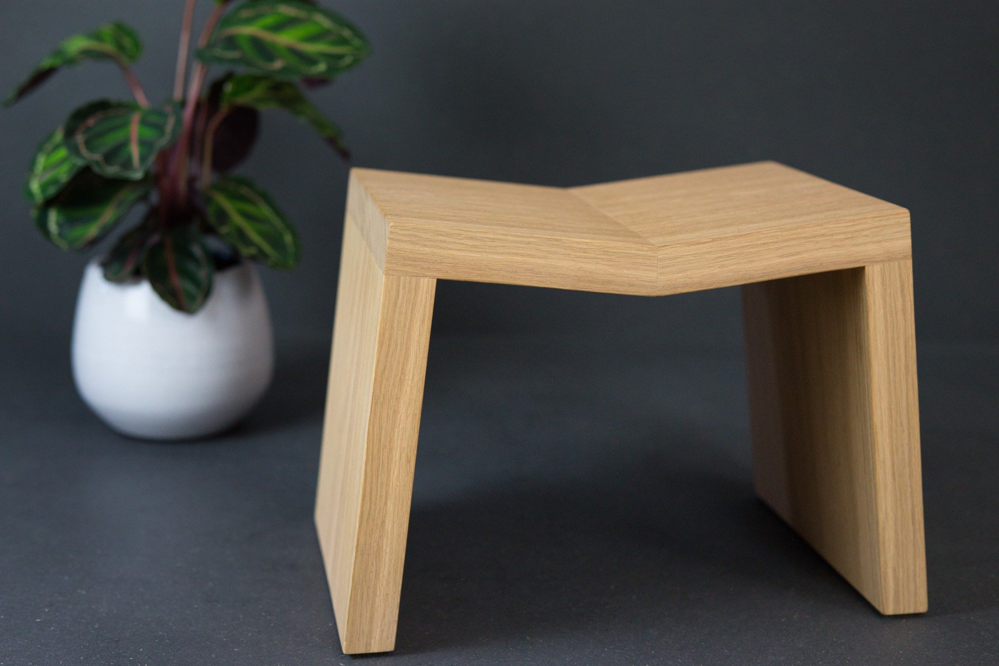 Tabouret japonais minimaliste - Style japandi - Atelier Samo