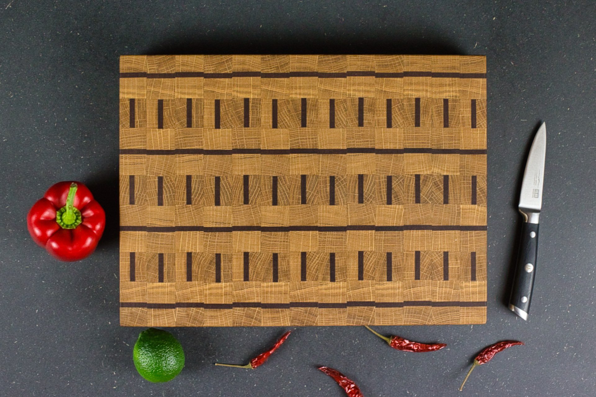 planche à découper en bois debout - Atelier Samo - Dijon -