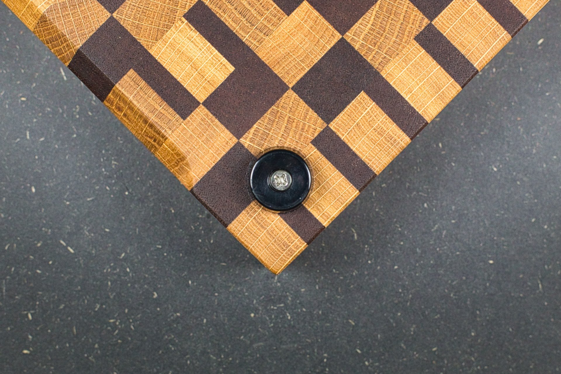 Planche à découper en bois debout - Design - Atelier Samo