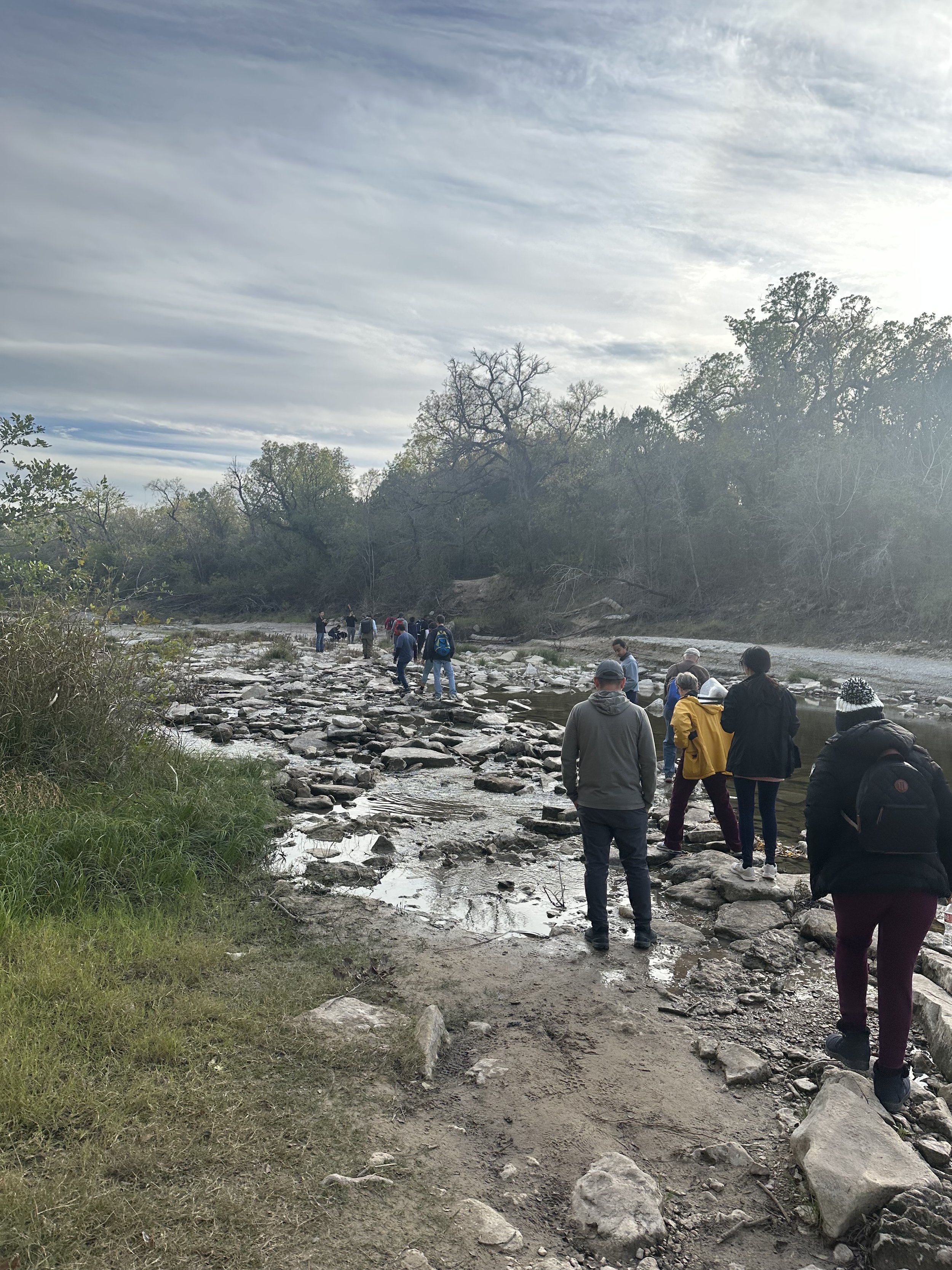 DFW Young and Social Dinosaur Valley Hike