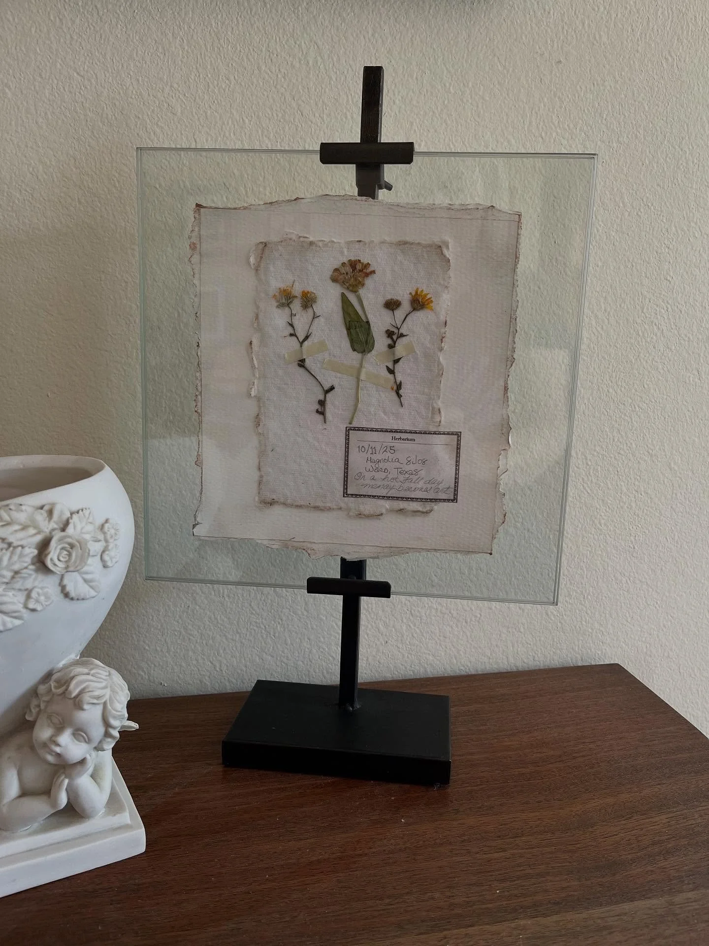 &ldquo;On a hot Fall day, memories become art.&rdquo; That&rsquo;s what my handwritten label on my dried flowers reads. I made this little picture arrangement as a souvenir while visiting Magnolia @magnolia in Waco, Texas. Bought the frame there too.