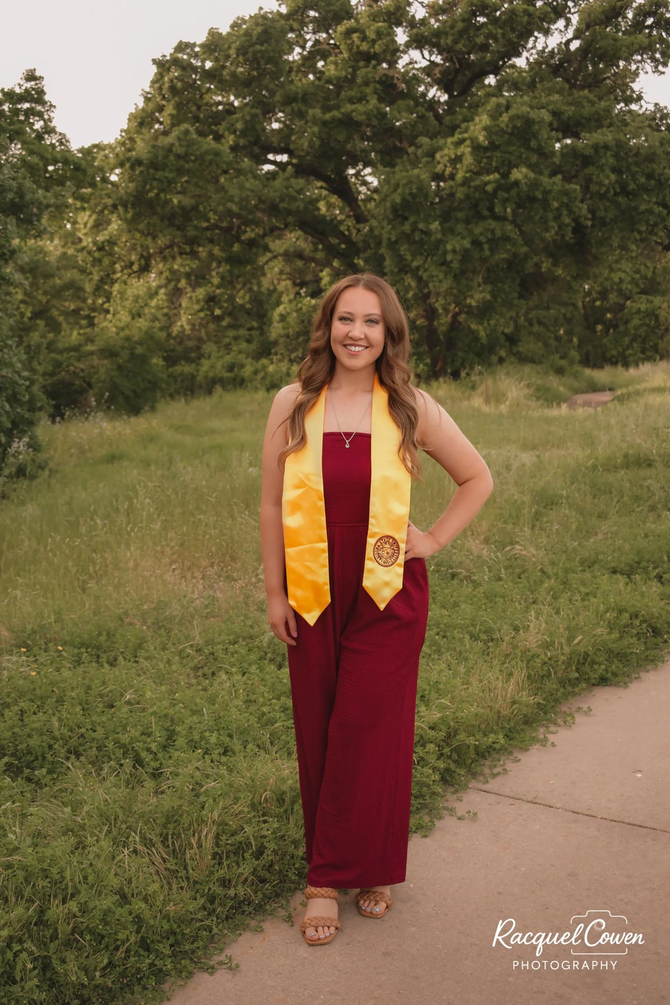 ElkGroveCollegeGradPortraits-02.jpg