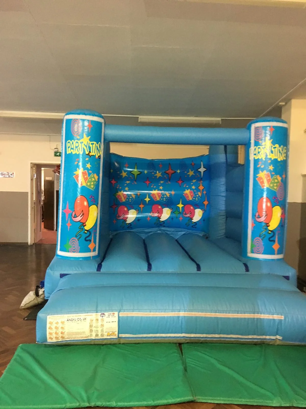 bouncy castle hire fairytale.JPG