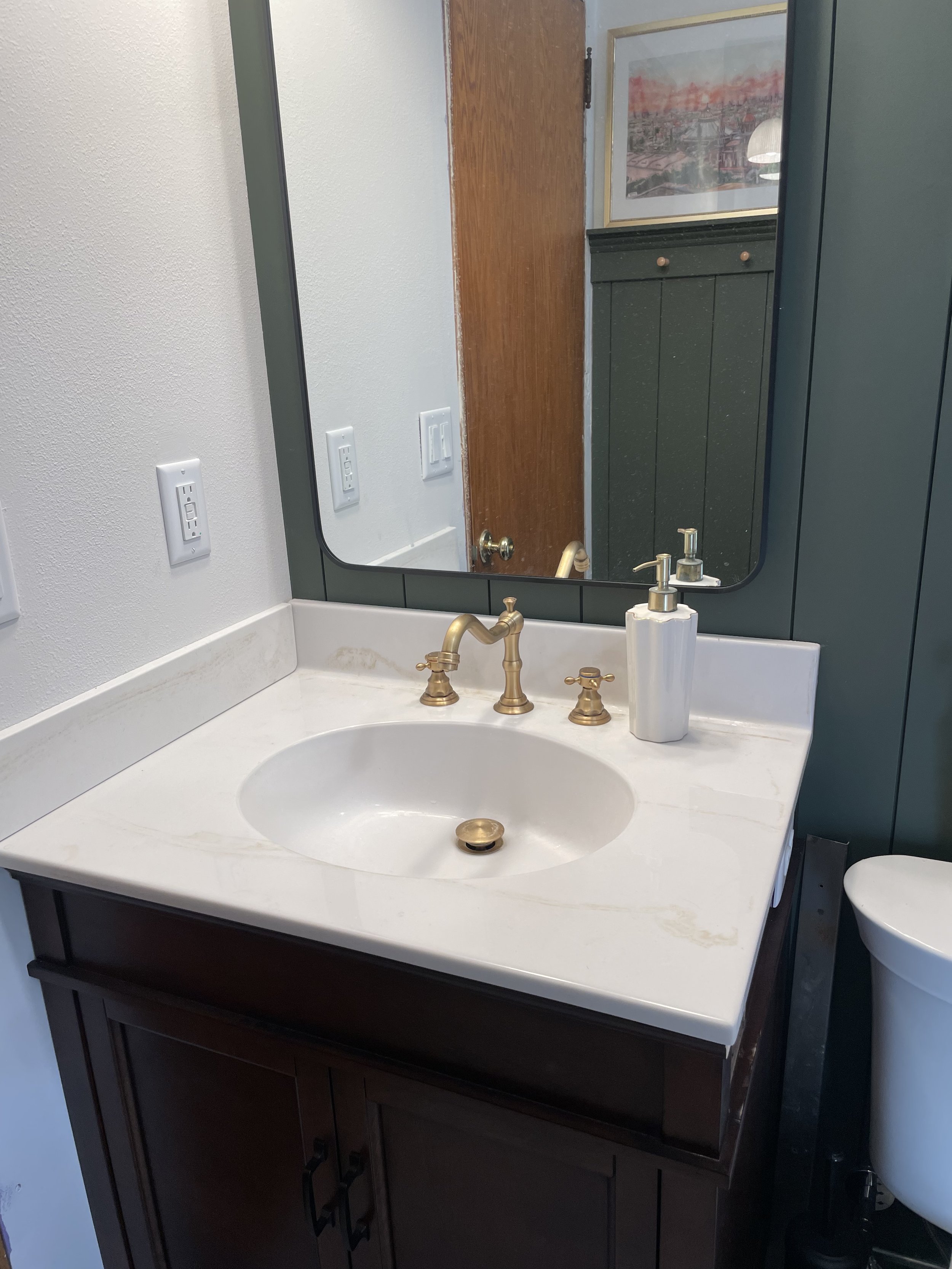 Custom Bathroom Vanity Tops: Benefits, Styles, and Why They’re Worth It.