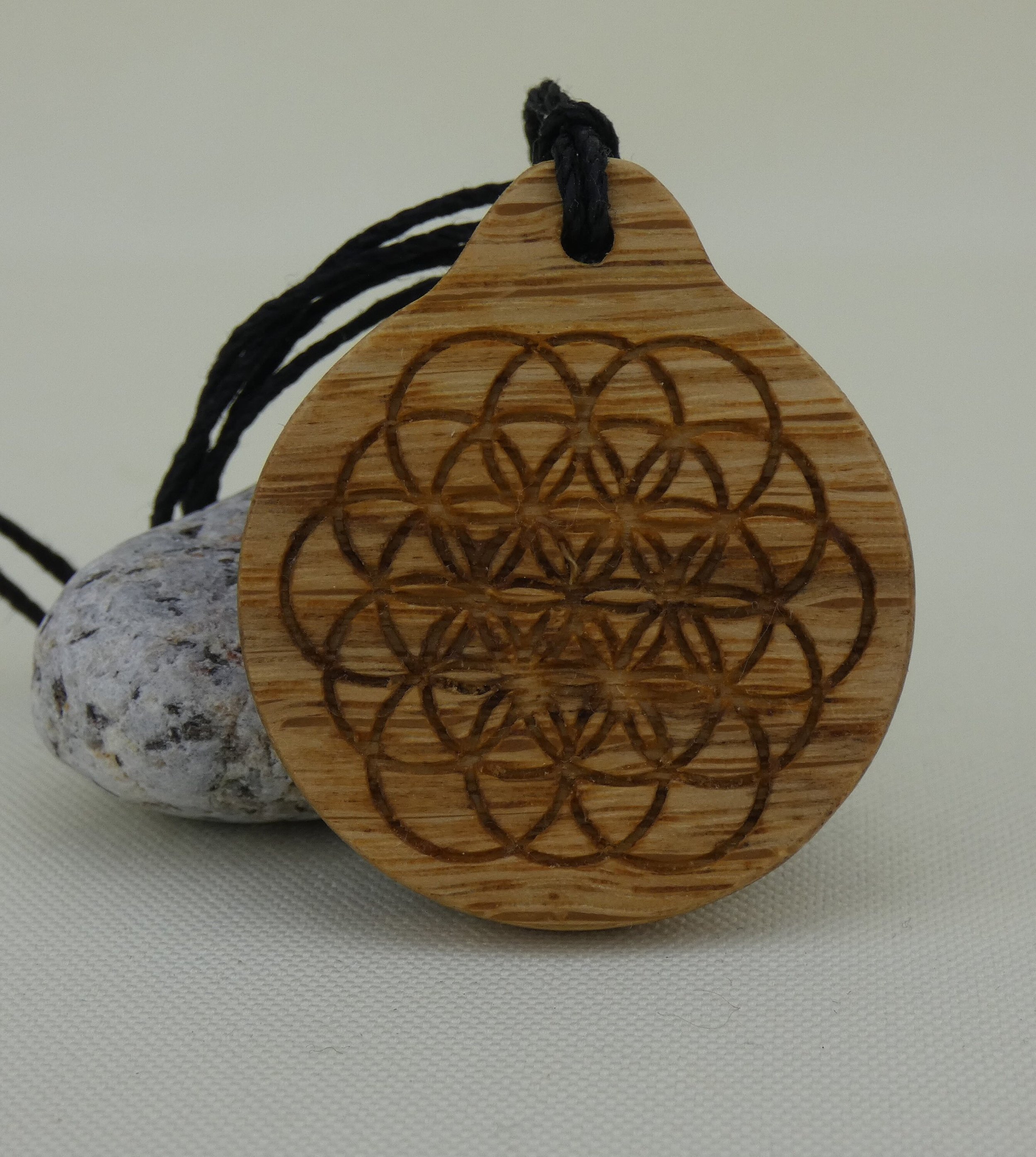 https://i.etsystatic.com/19732423/r/il/baf373/2052750775/il_fullxfull.2052750775_a40p.jpg