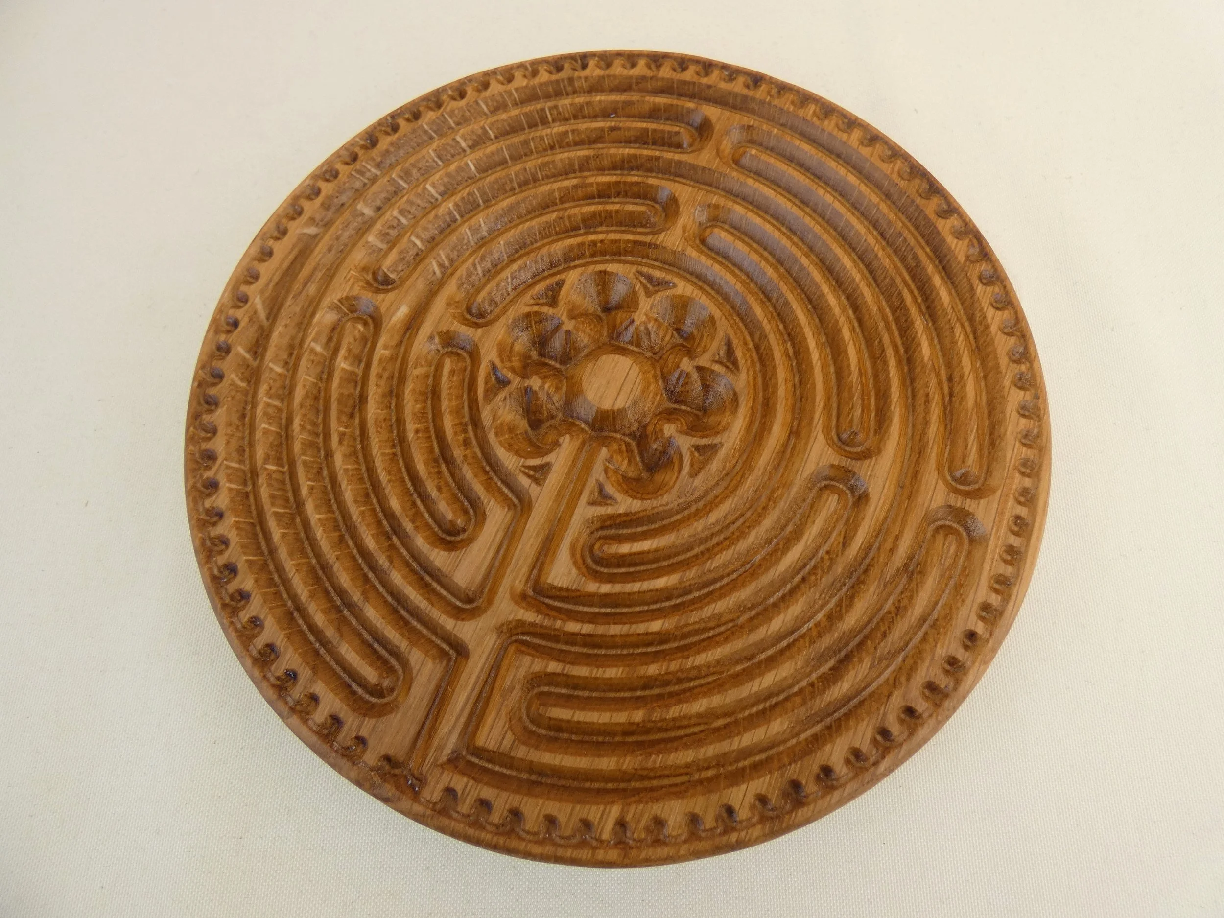 Chartres Round Oak Wooden Mediation Finger Labyrinth — The Grain Attraction