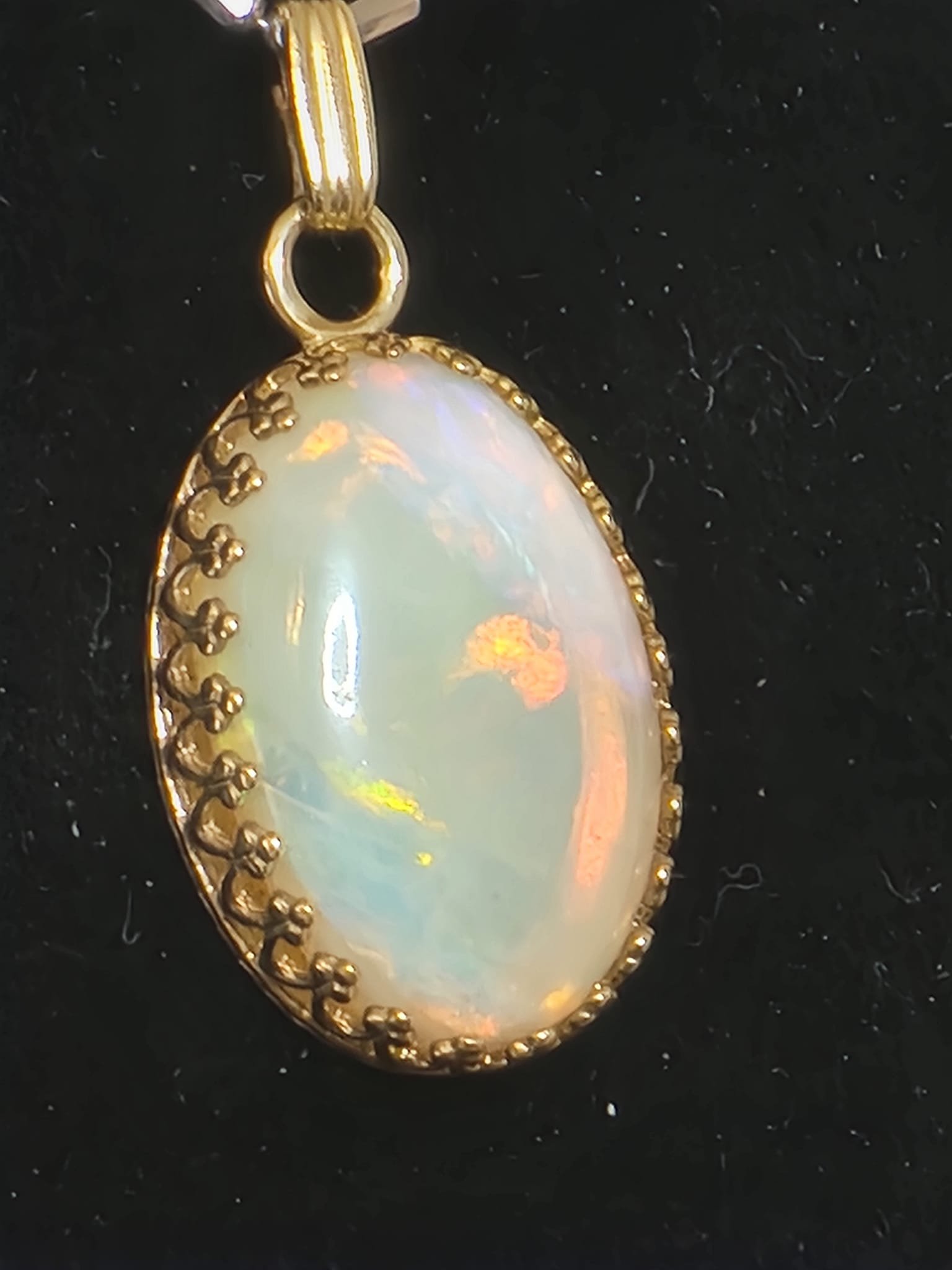 Pendant Large.jpg