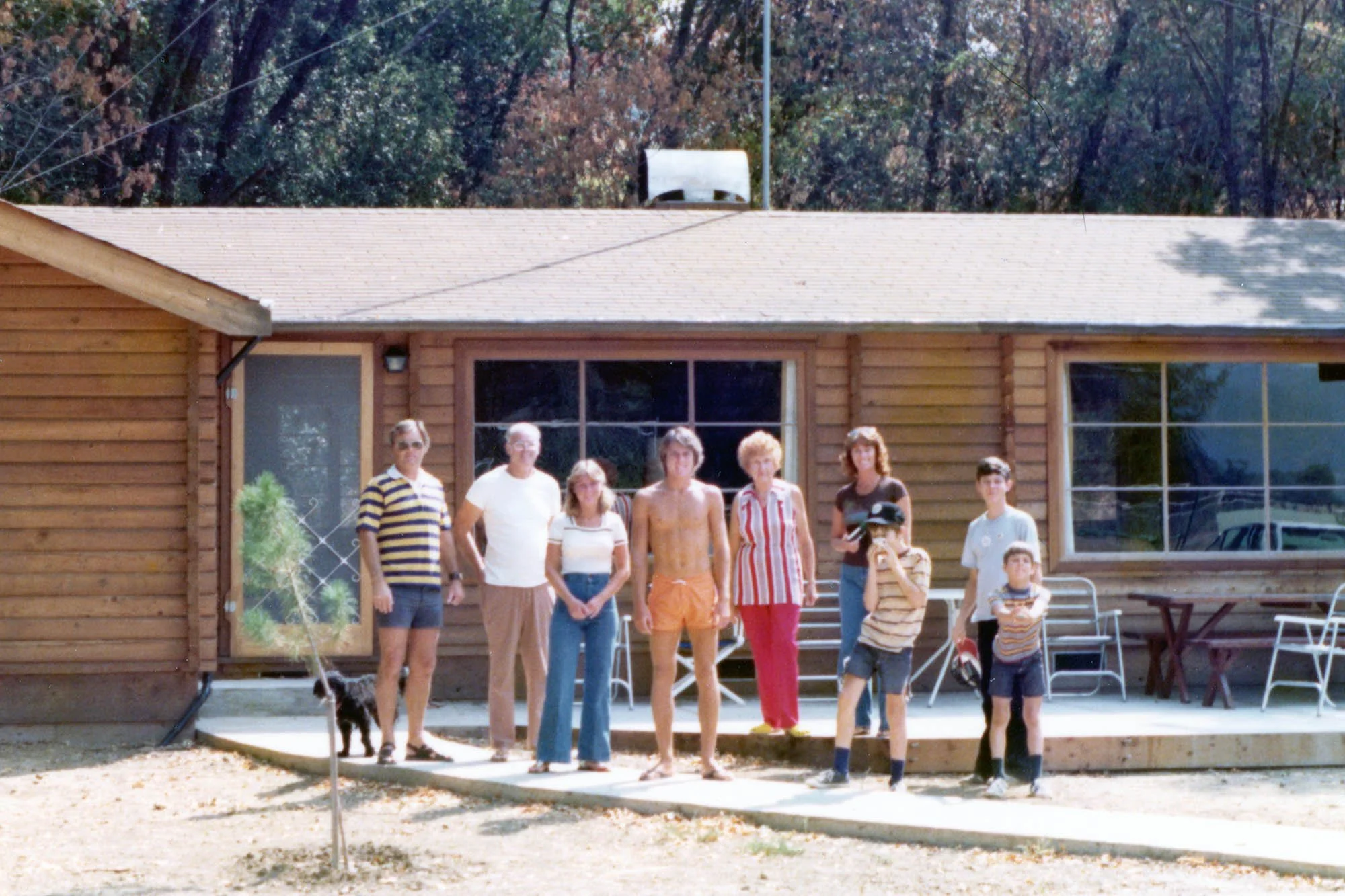Visit to Uncle Roland and Aunt Bea's house in Ukiah. Elvis died this day.