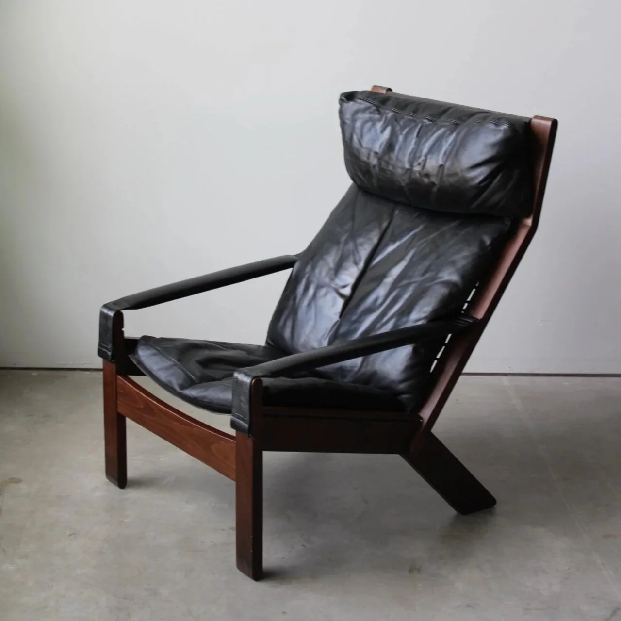 84DADA7E-70DC-4881-A827-F40CC55FDB45.jpg