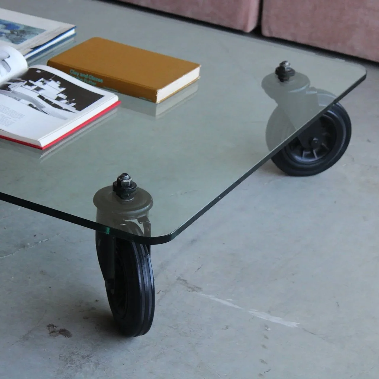Vintage TAVOLO CON ROUTE coffee table by Gae Aulenti