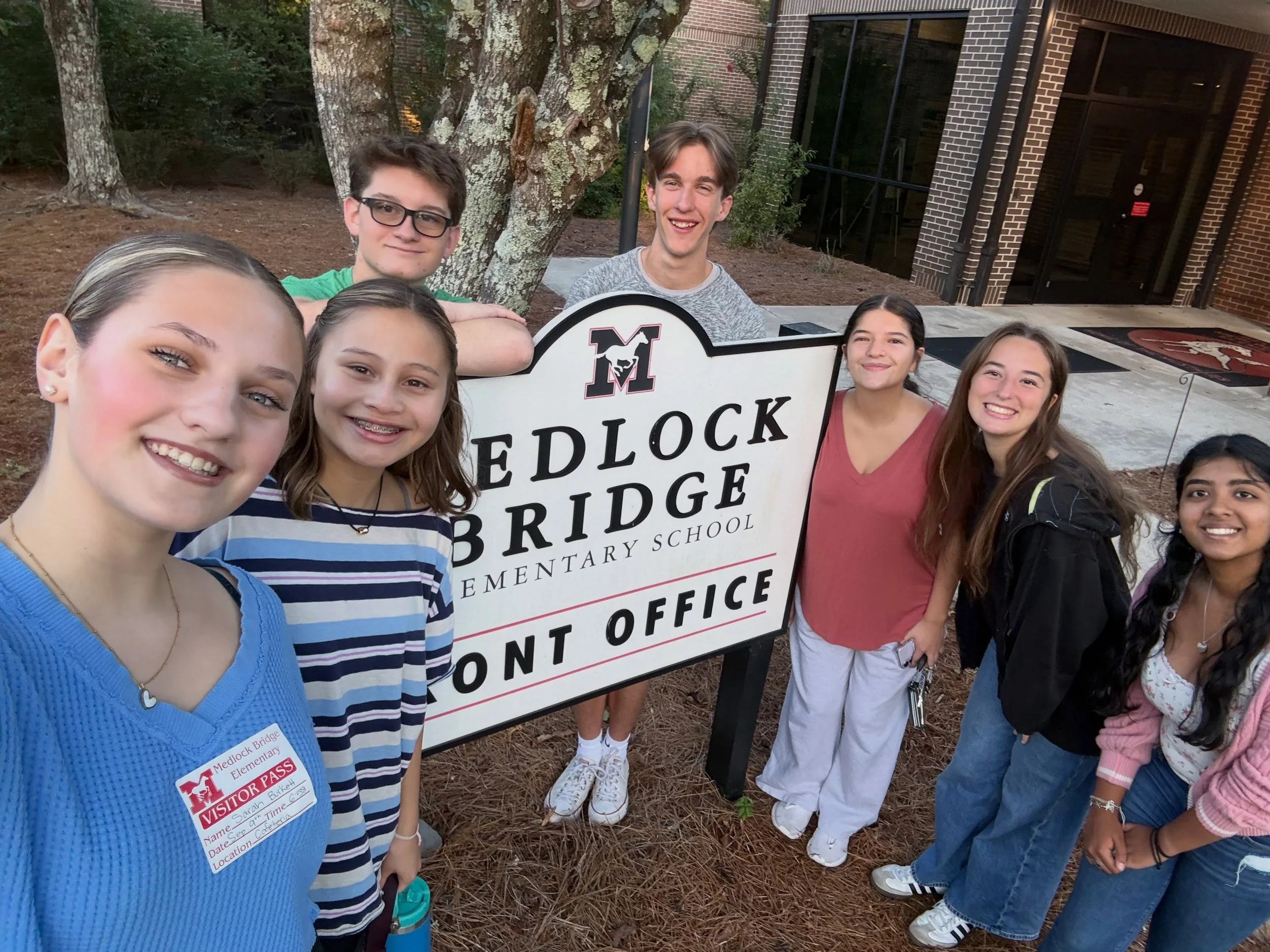 This morning, we had a some of our JCHS theatre students host the first Medlock Bridge Elementary School Drama Club!! 
We are so excited to continue the rest of the year with these kiddos! ☀️🎭