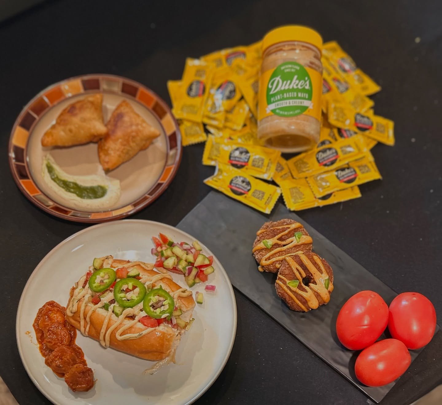 Where bold Indian flavors meet playful street food fusion with a bold Mayo-tomato twist.
Handmade from scratch, heat-packed, and dipped in Duke’s @dukes_mayonnaise
Every dish here is handcrafted — from our spicy Balchao Shrimpwich to