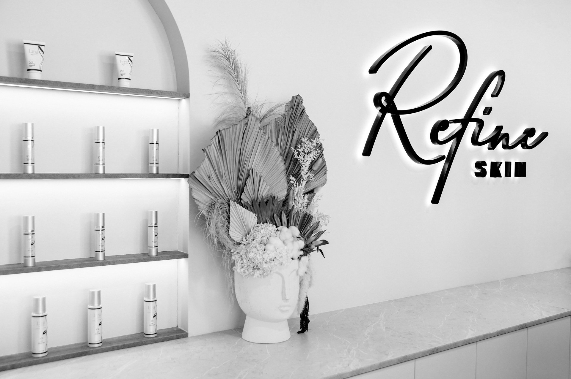 RefineSkin_053BW.jpeg