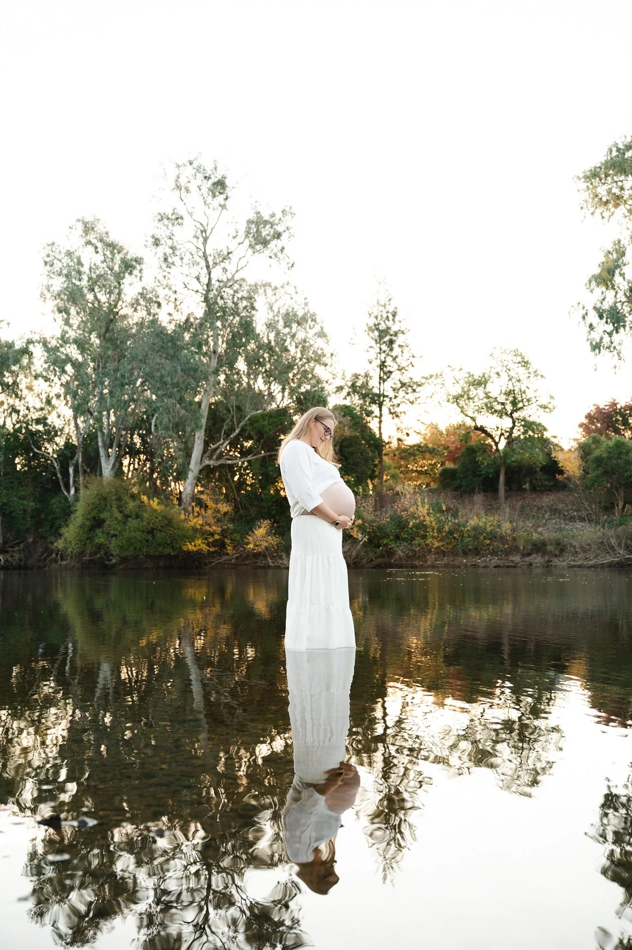 MaternitySessionMurrayRiverAlbury